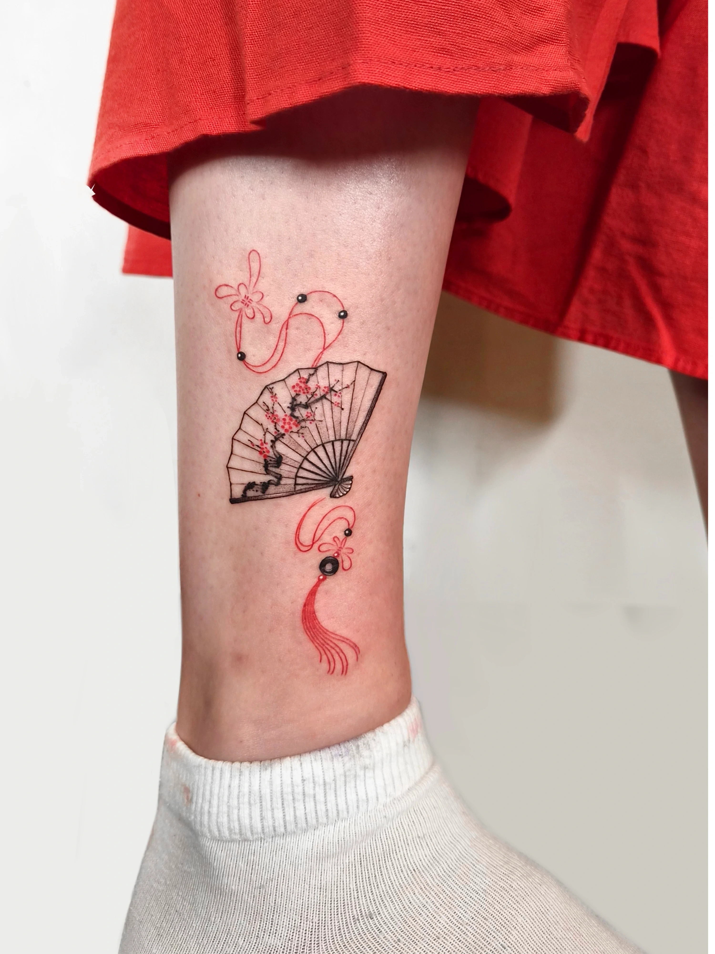 Tattoo by @ink_x_seoul — dotwork, japanese_irezumi