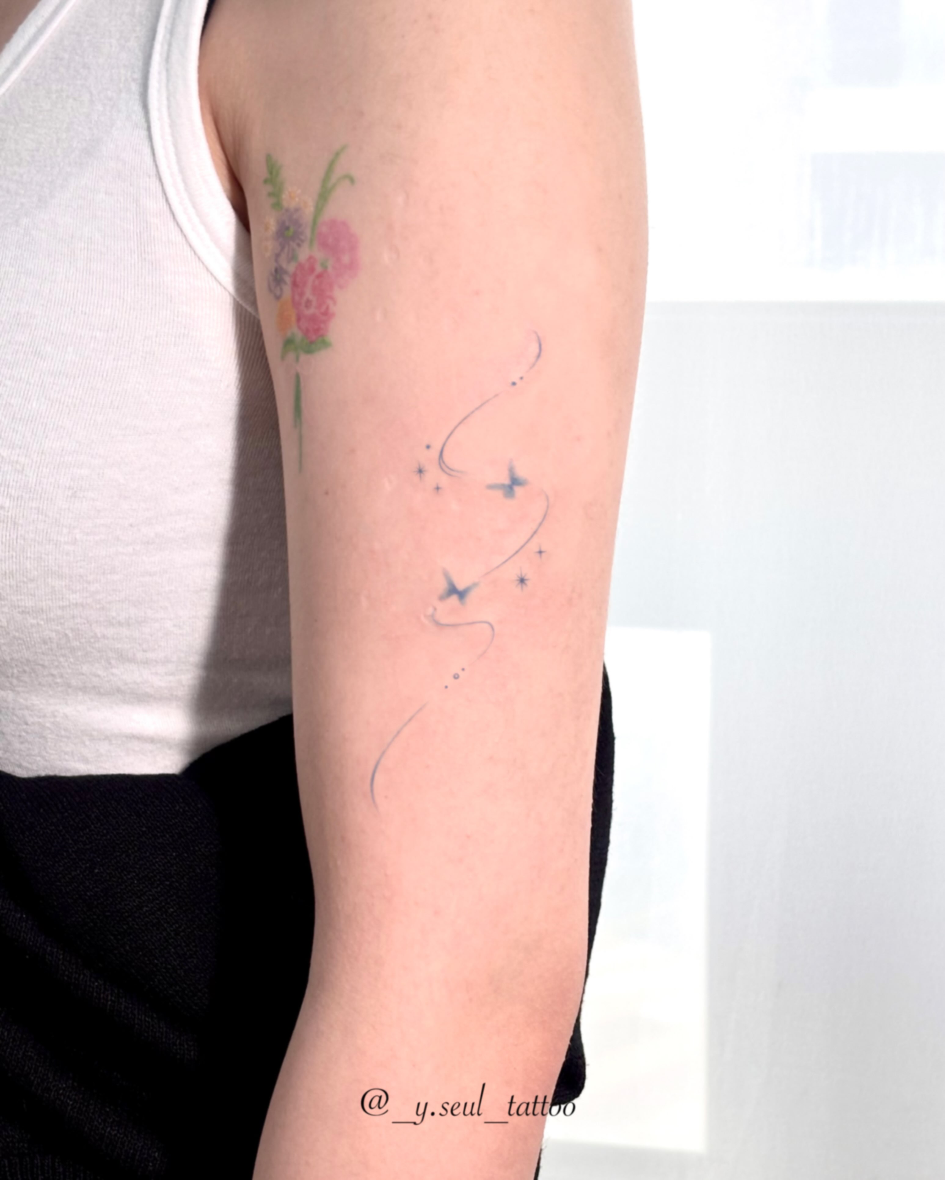 Tattoo by @_y.seul_tattoo — watercolor
