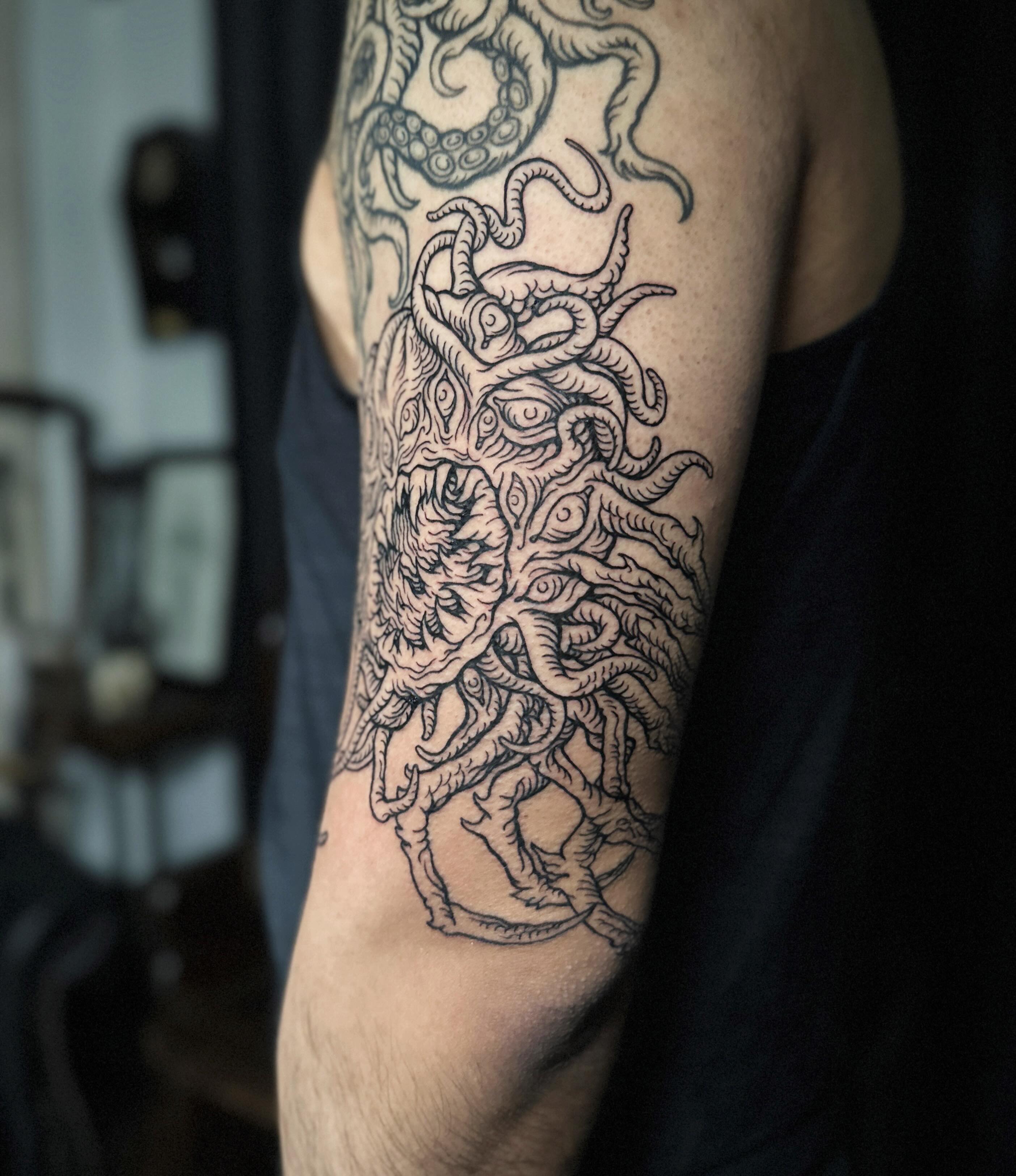 Tattoo by @sashawoland β blackwork, illustrative