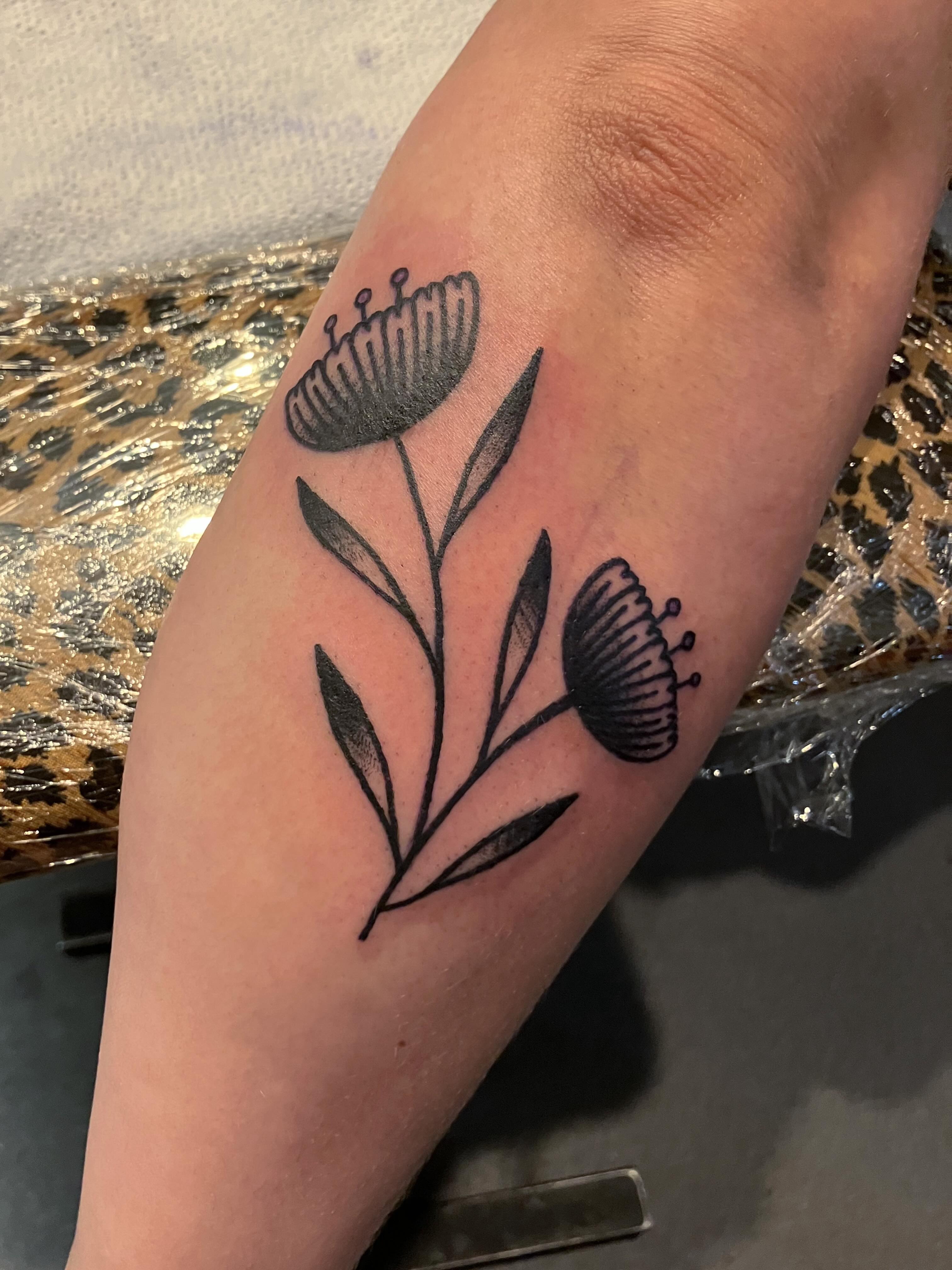 Tattoo by @tominda — black_and_grey