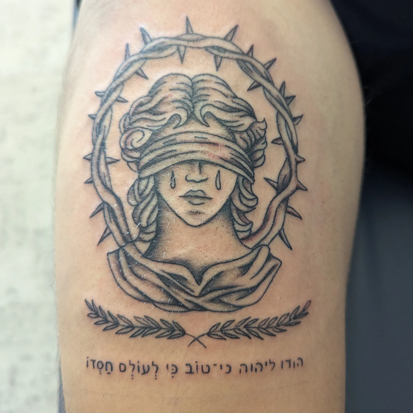 Tattoo by @permanentpicturestattoo โ black_and_grey