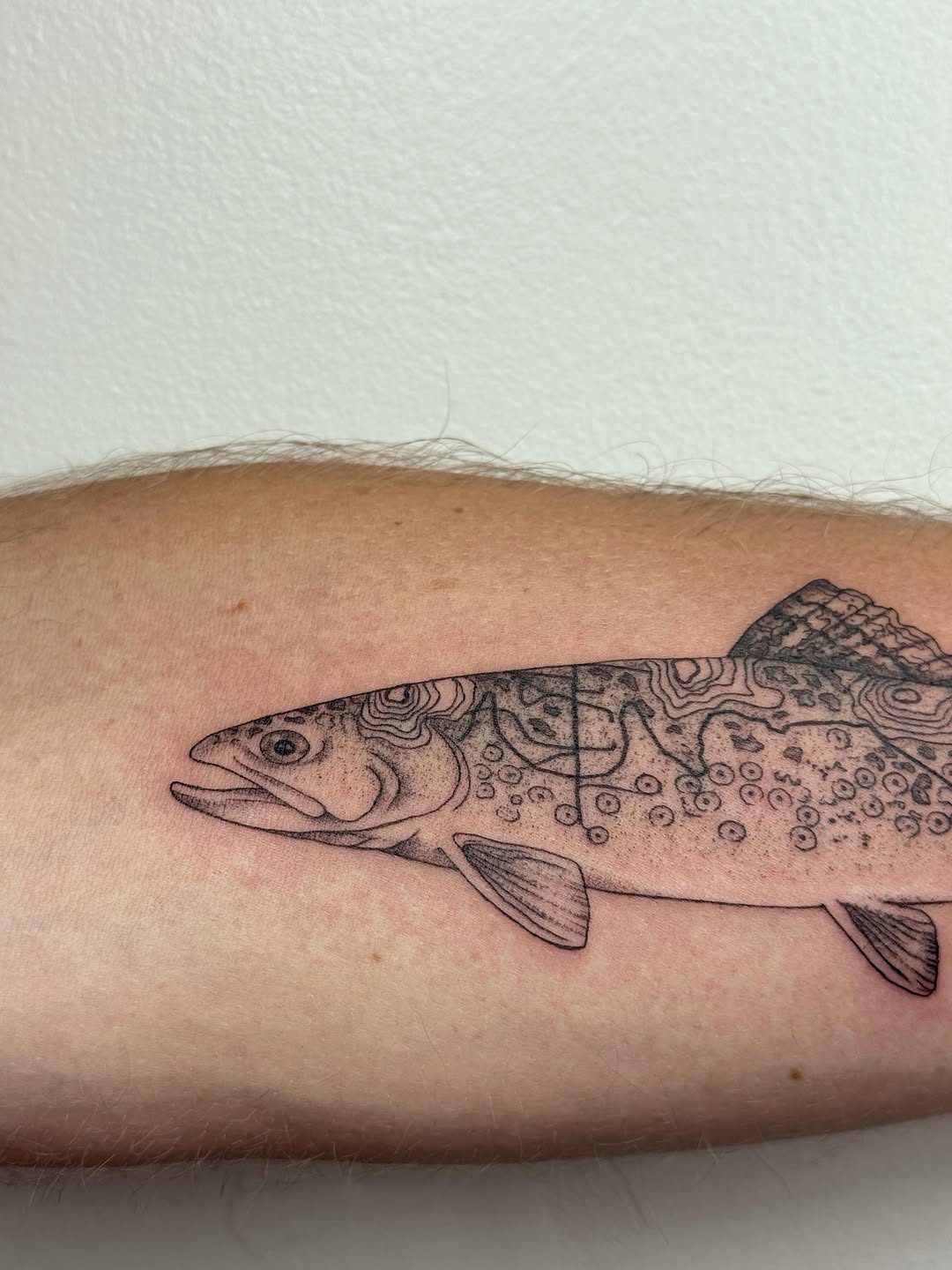 Tattoo by @inkbymercury — black_and_grey, geometric