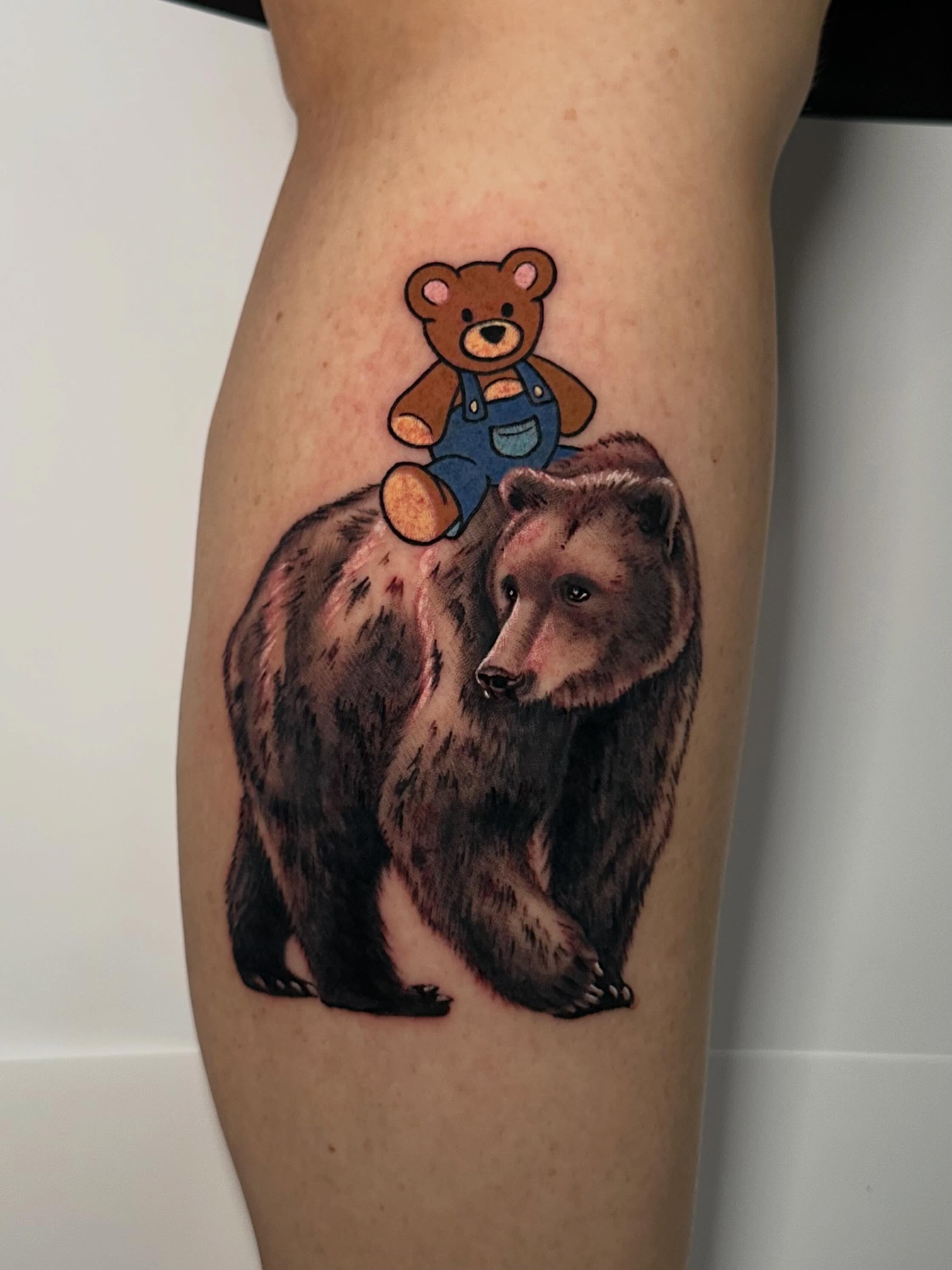 Bear and teddy bear realism tattoo on the thigh by 🌿 Vicky Stoner 🌿