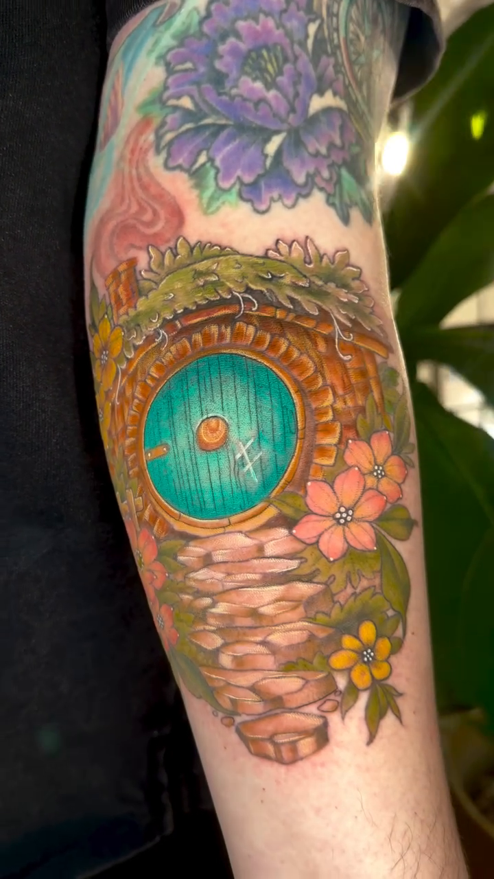 Tattoo by @maliaacarrasco β realism, japanese_irezumi