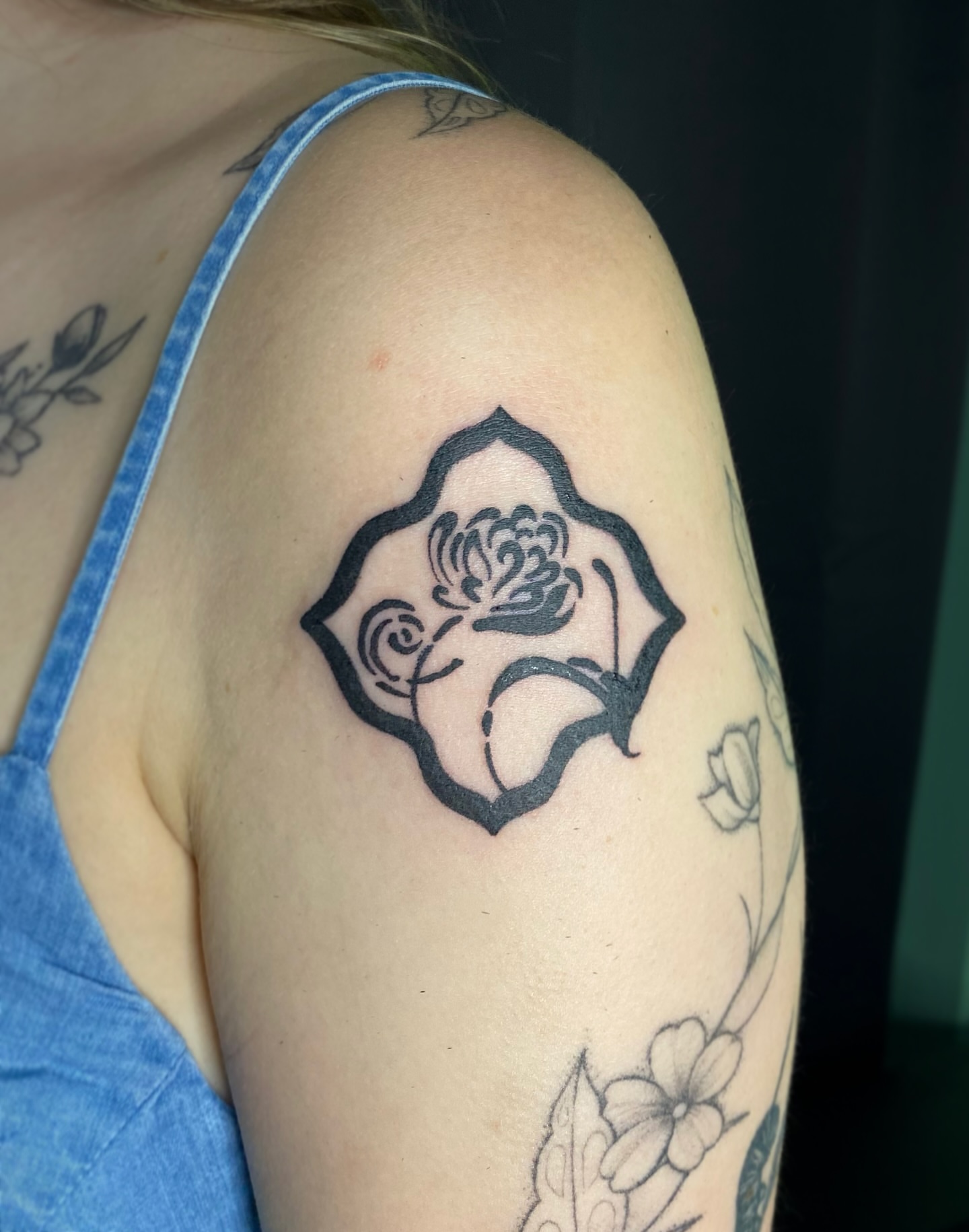 Tattoo by @gentledeviltattoo β black_and_grey