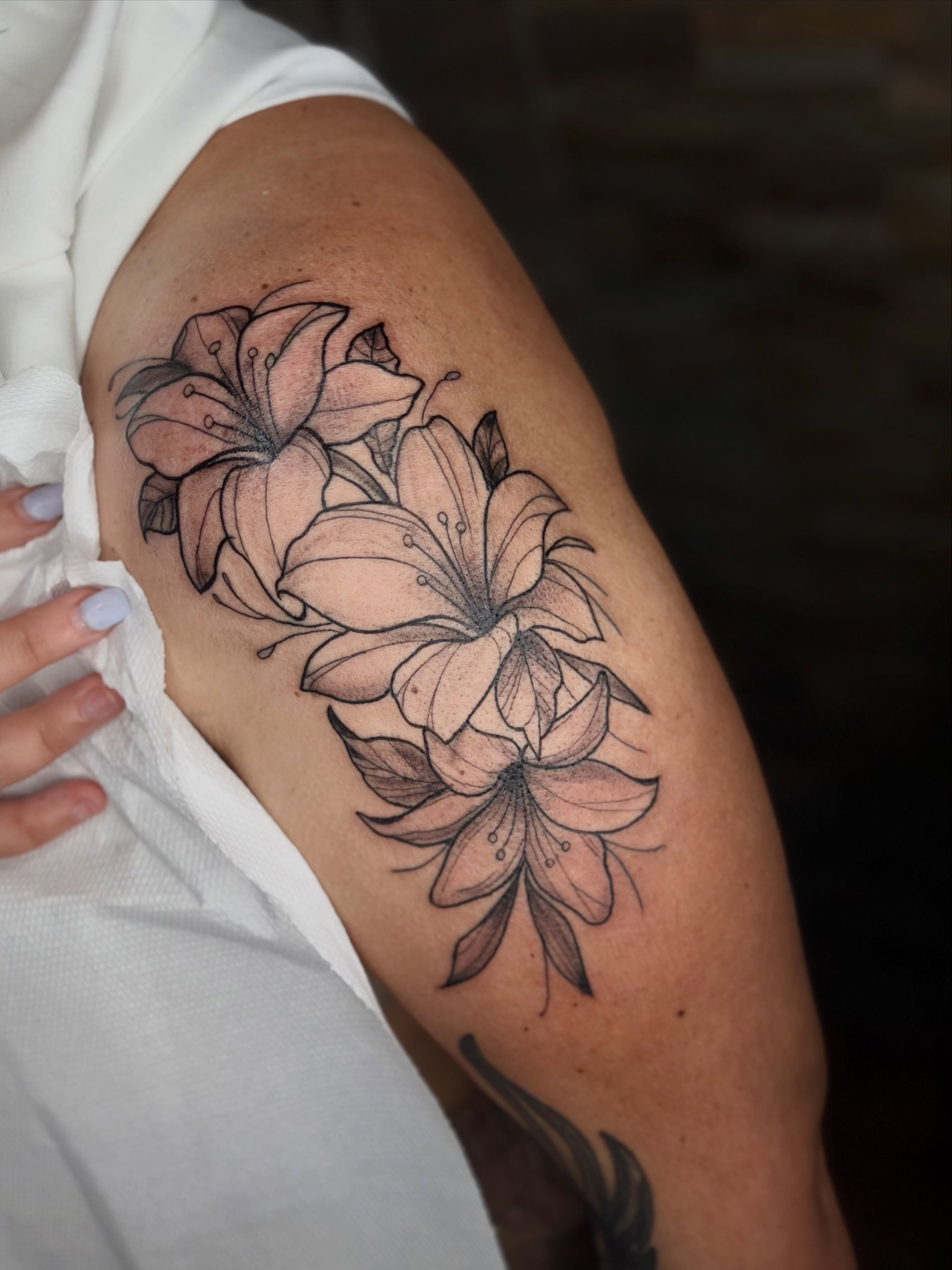 Tattoo by @ferraratattooo — black_and_grey