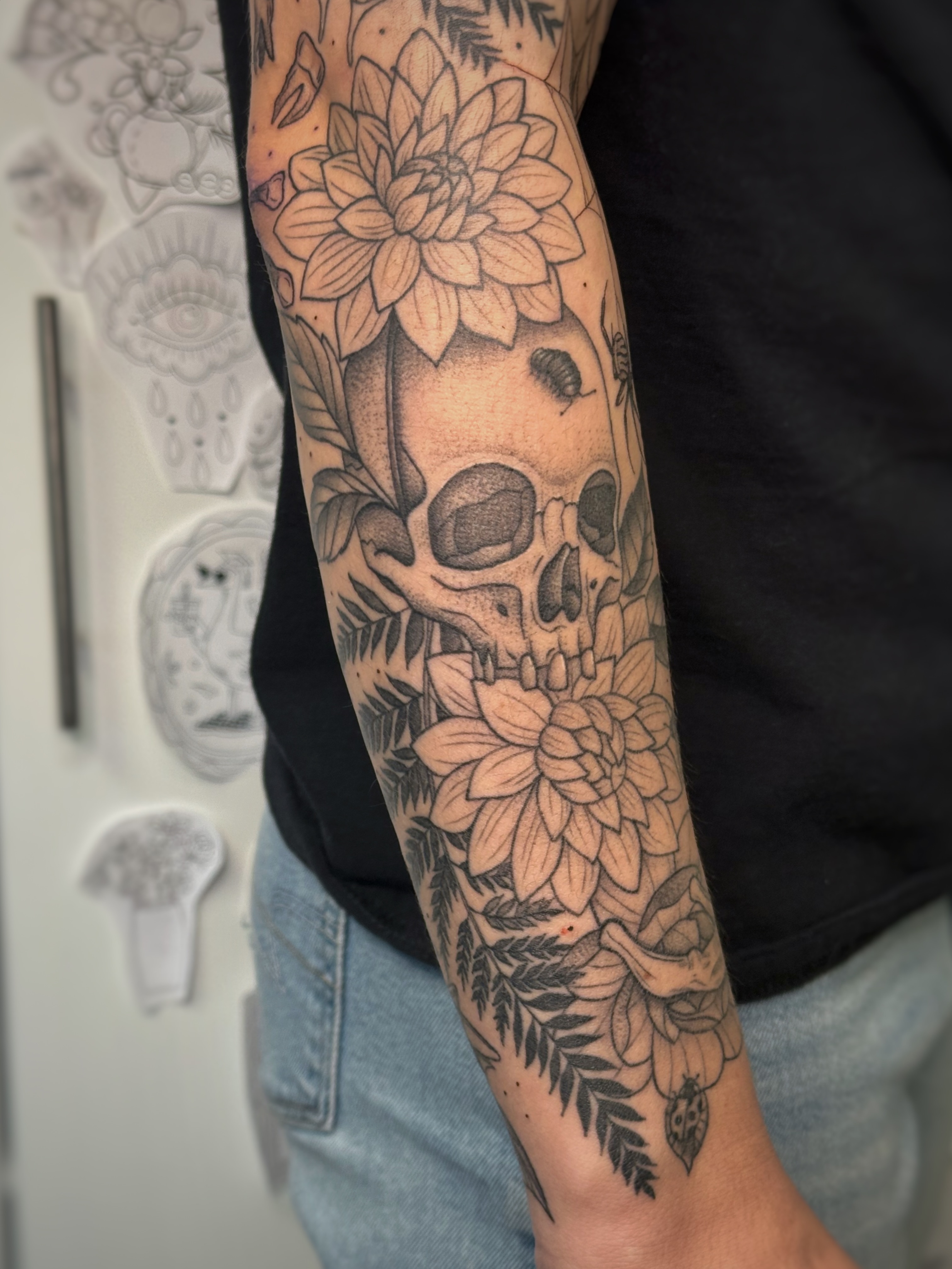 Tattoo by @alexxtattoos — black_and_grey, realism