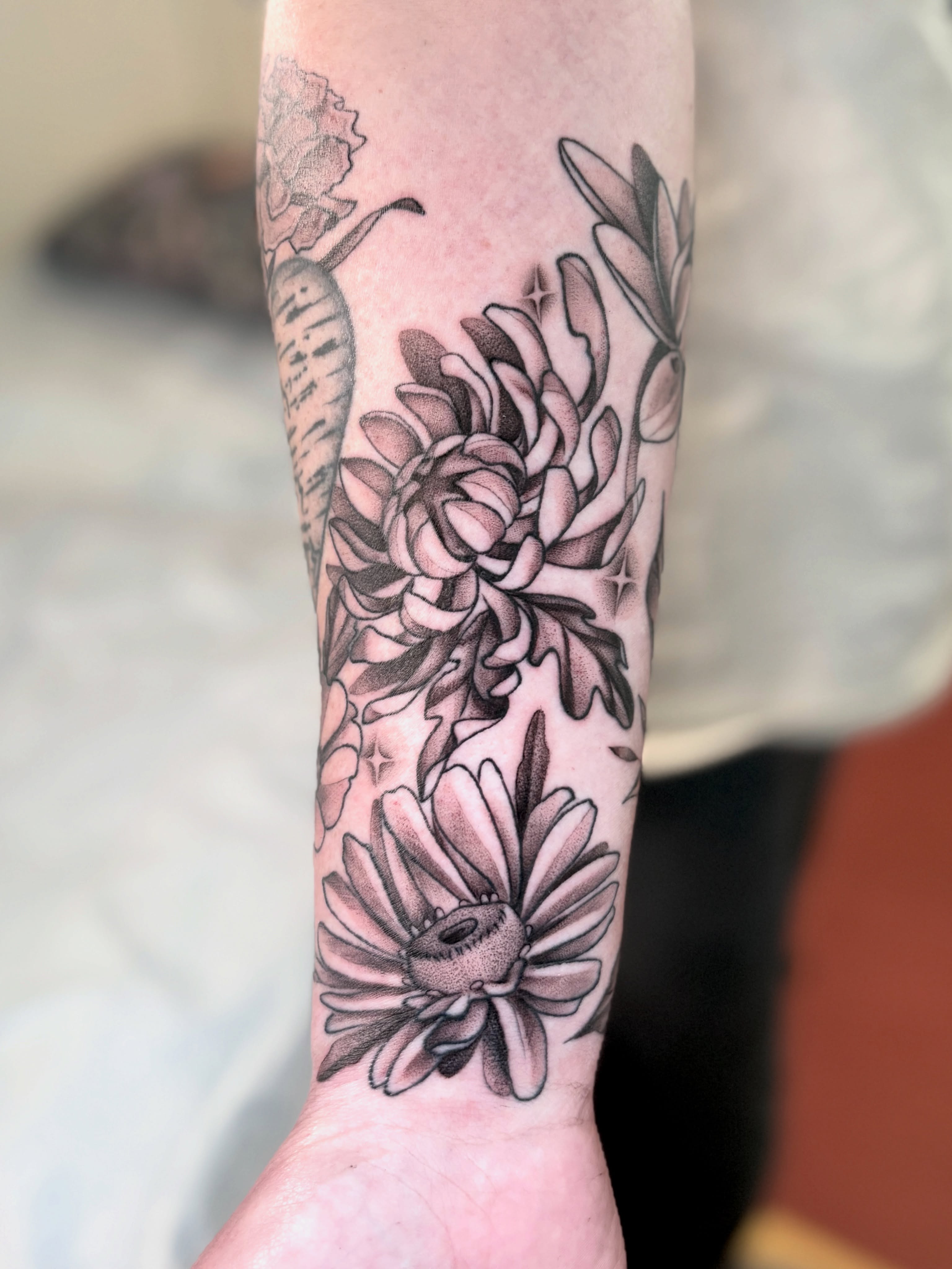 Tattoo by @draventoewstattoo — black_and_grey