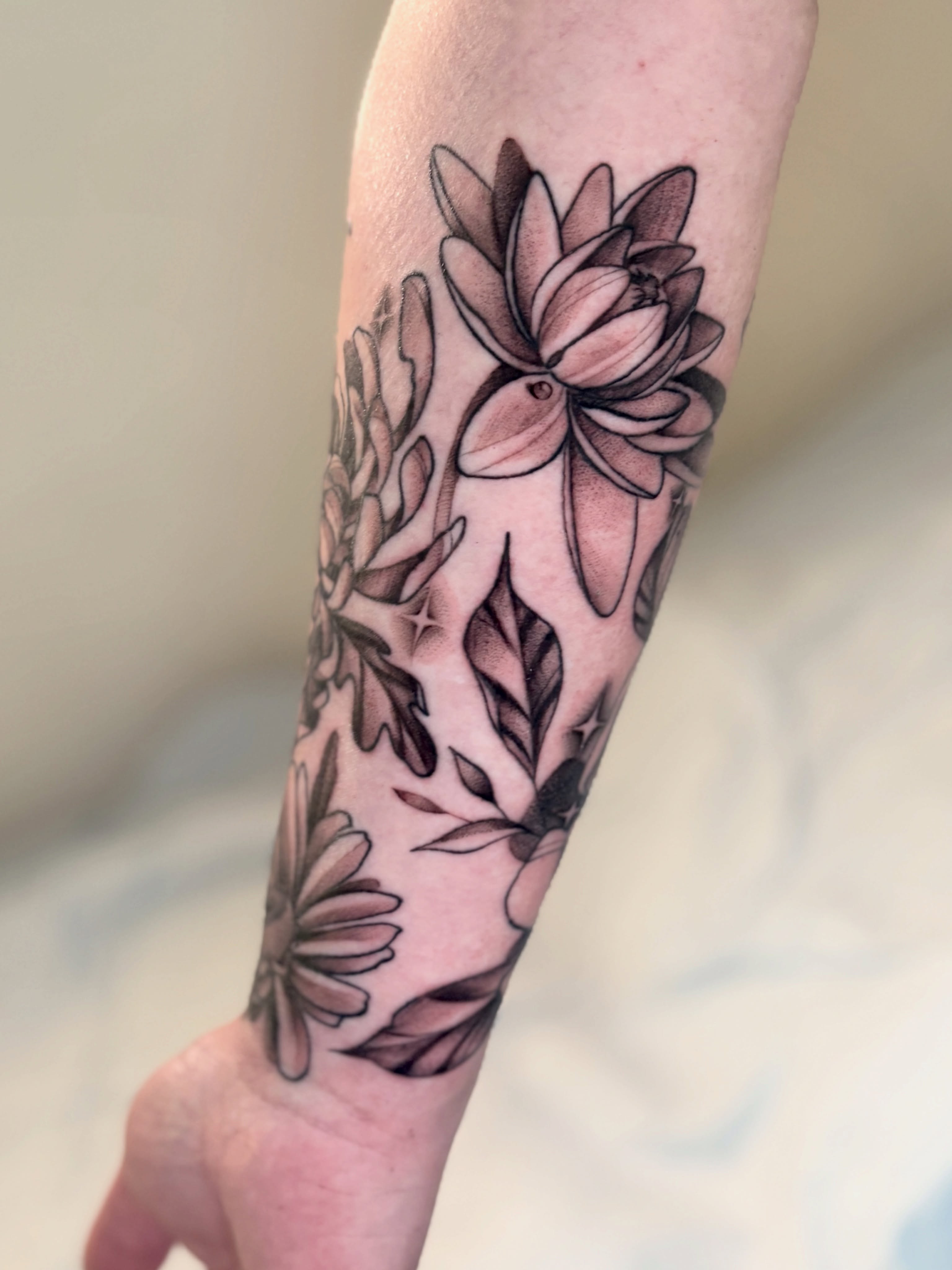 Tattoo by @draventoewstattoo — black_and_grey