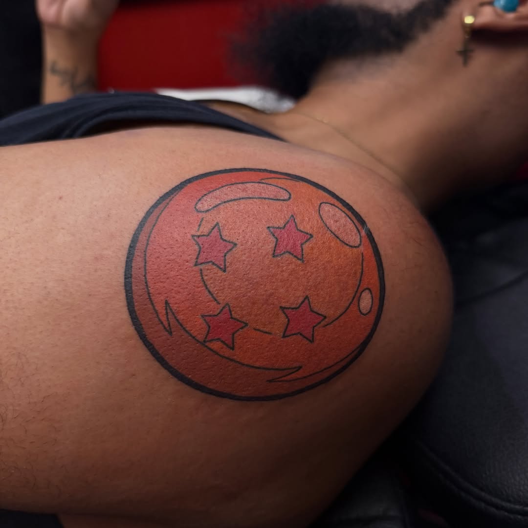 Tattoo by @taintidtats — dotwork