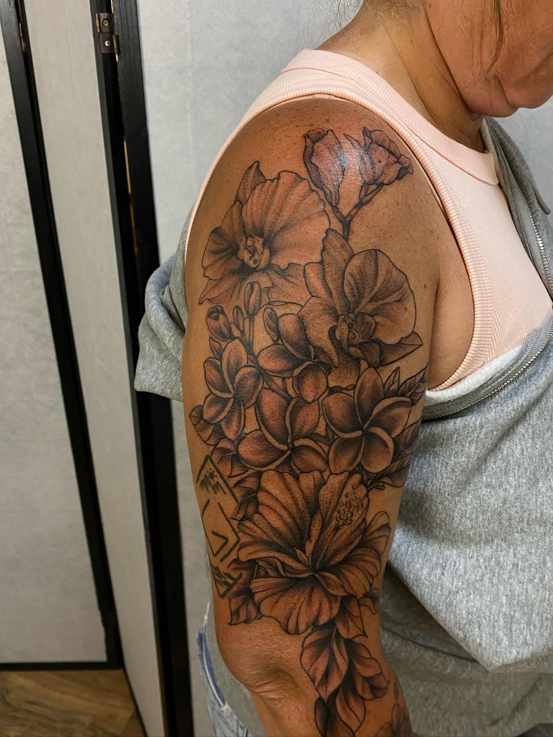 Tattoo by @tatsbyalexandra — black_and_grey, realism