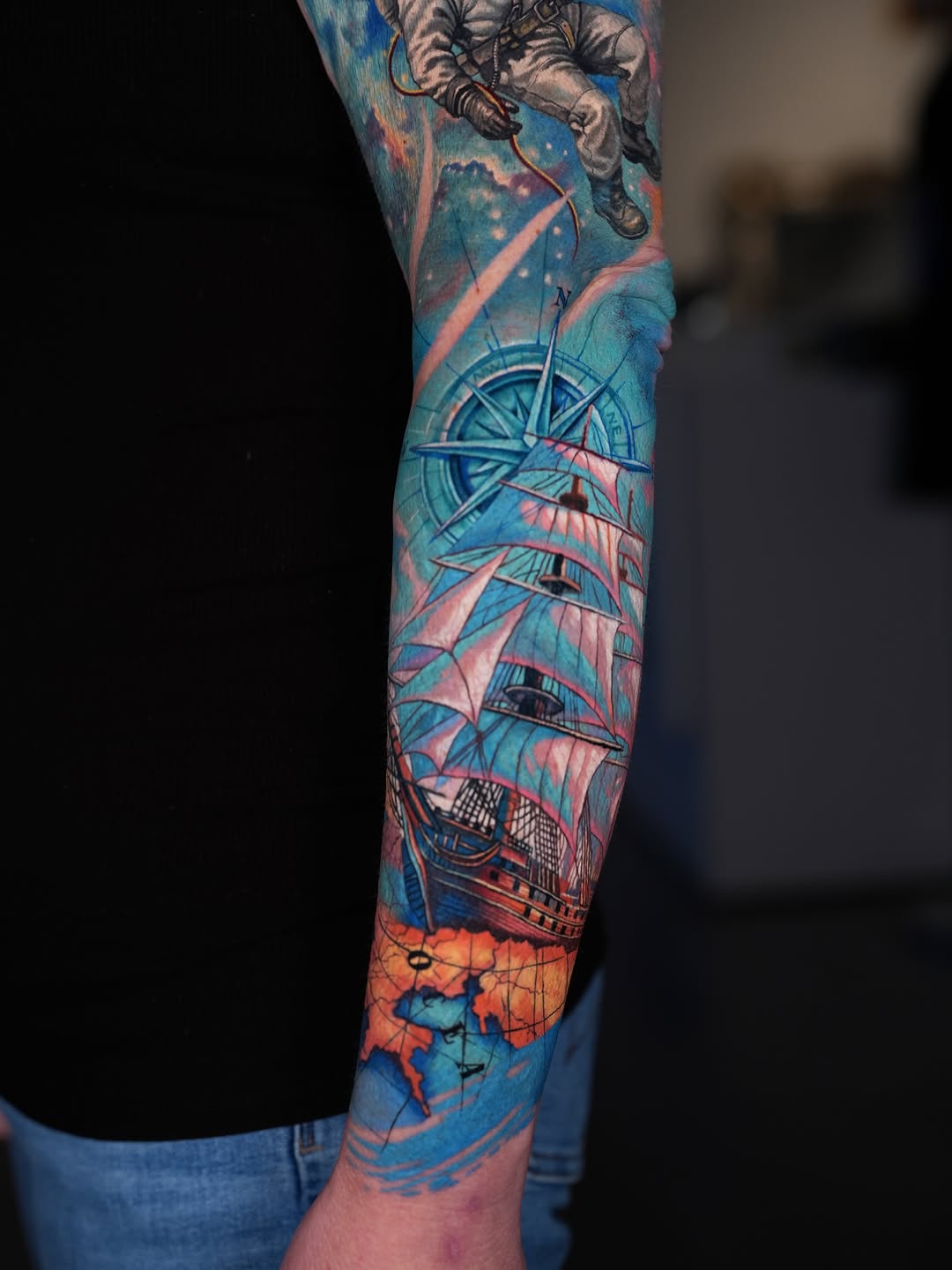 Tattoo by @andylqb โ realism, trash_polka