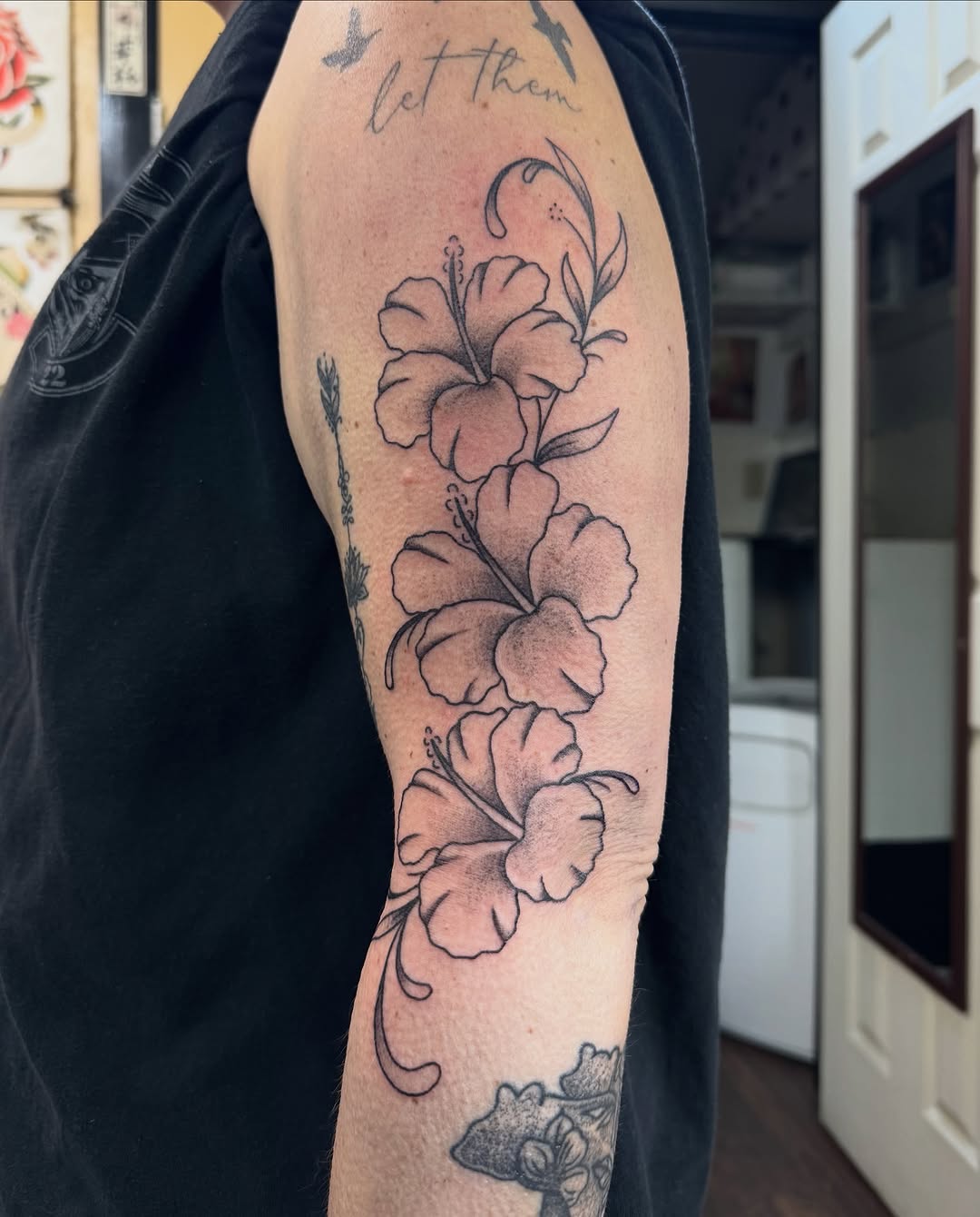 Tattoo by @lilmazetattoos — fine_line, black_and_grey