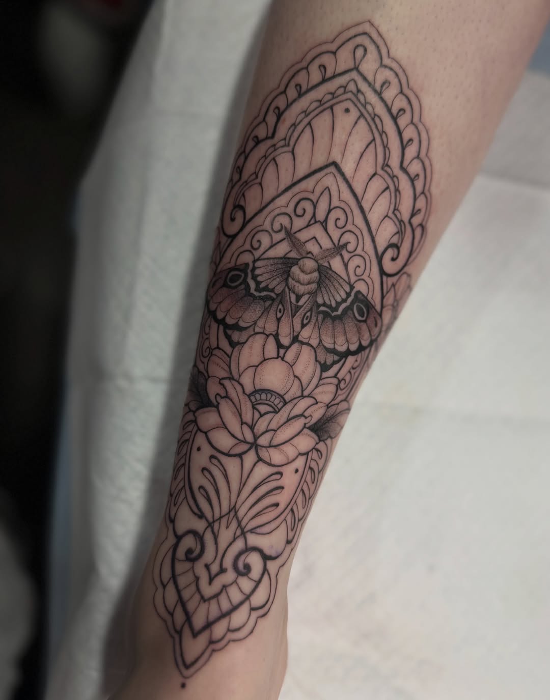 Tattoo by @godqueenkairoh — ornamental, fine_line
