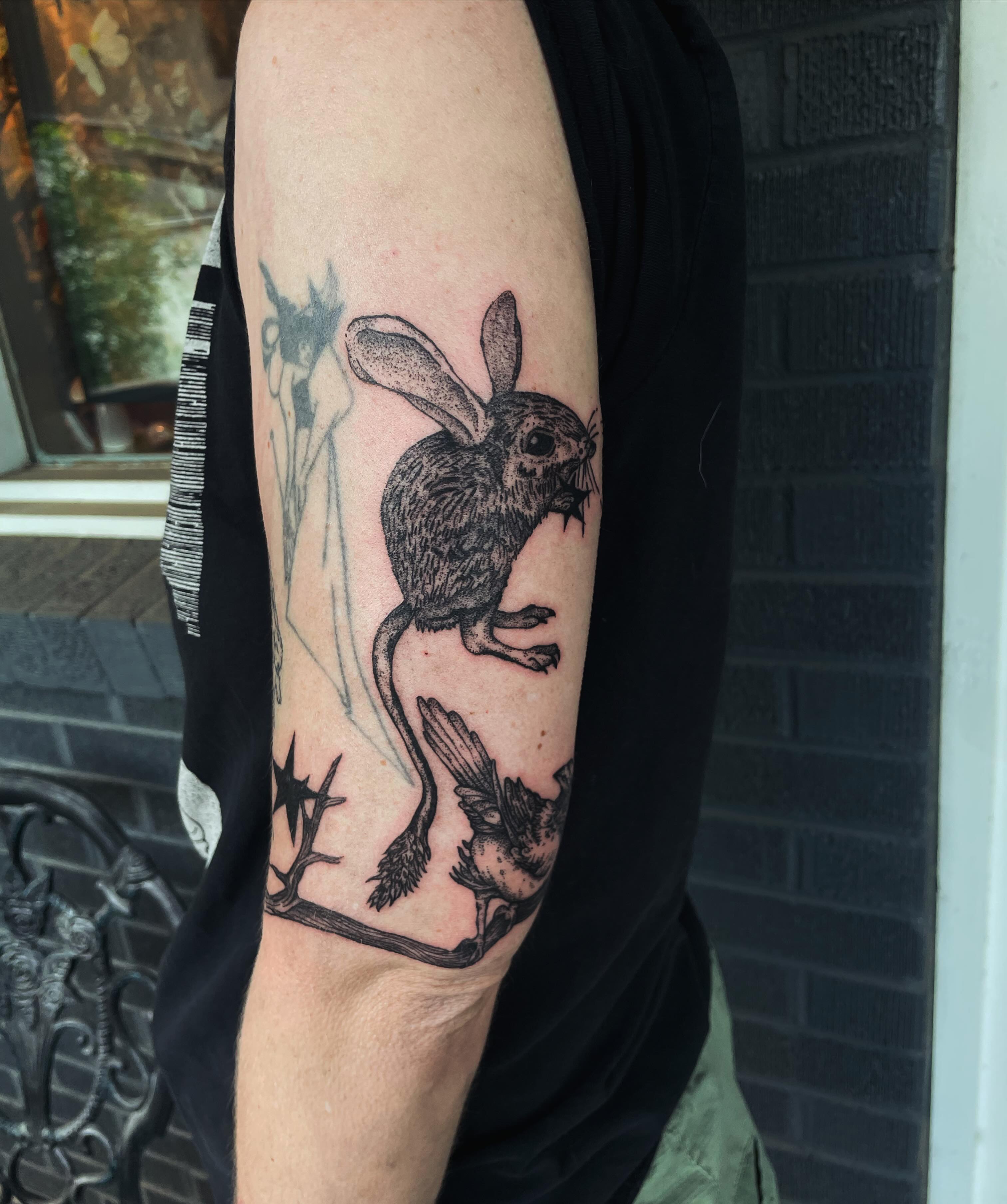 Tattoo by @trisaratoptattoos β black_and_grey