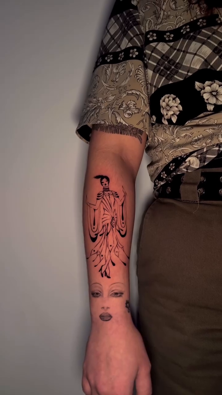 Woman in traditional Japanese attire sketch tattoo on the leg by ༺♡༻ Melia’s Dolls ༺♡༻