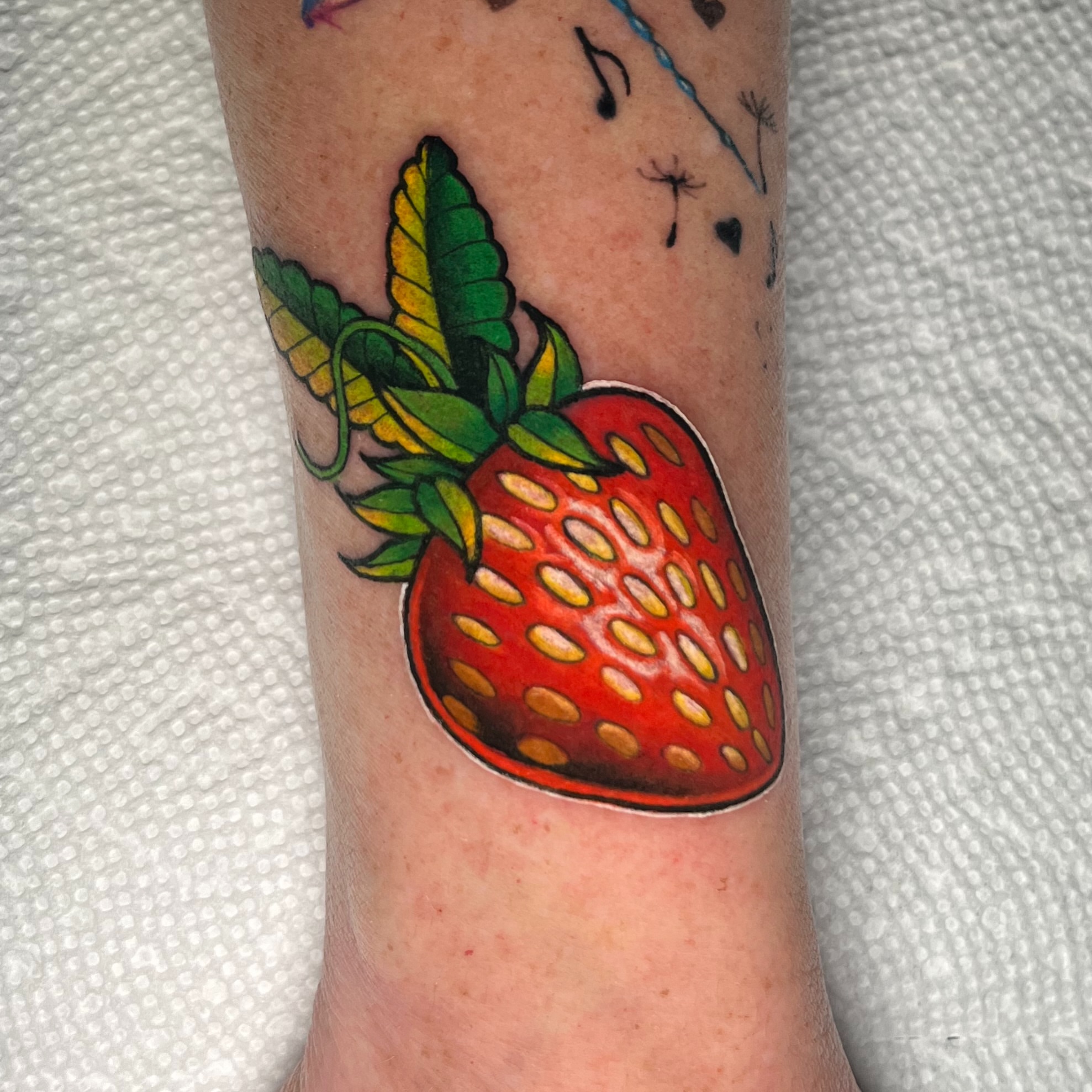Tattoo by @samhyndmanart — realism