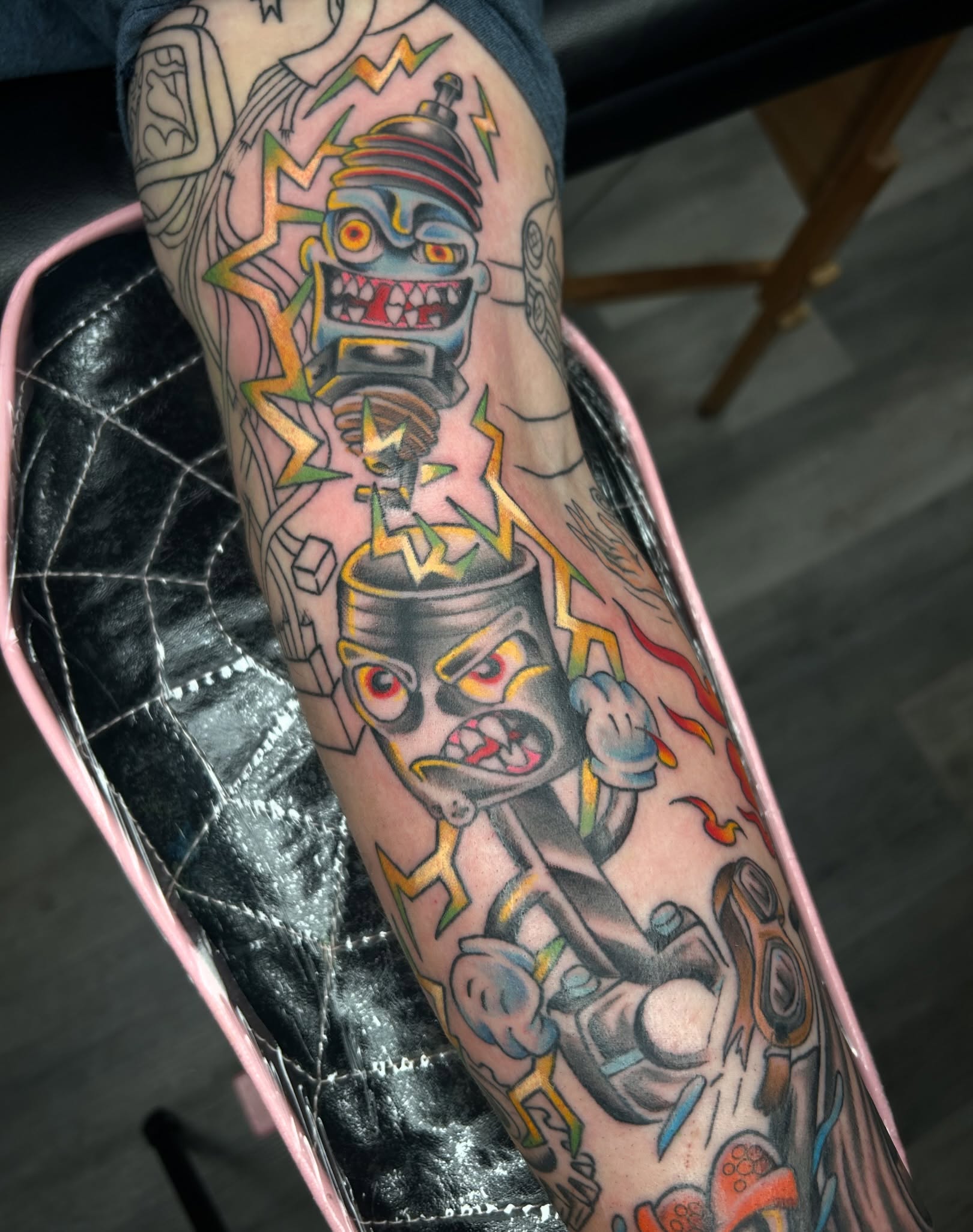 Robot American traditional tattoo on the forearm by Audrey Migitsch