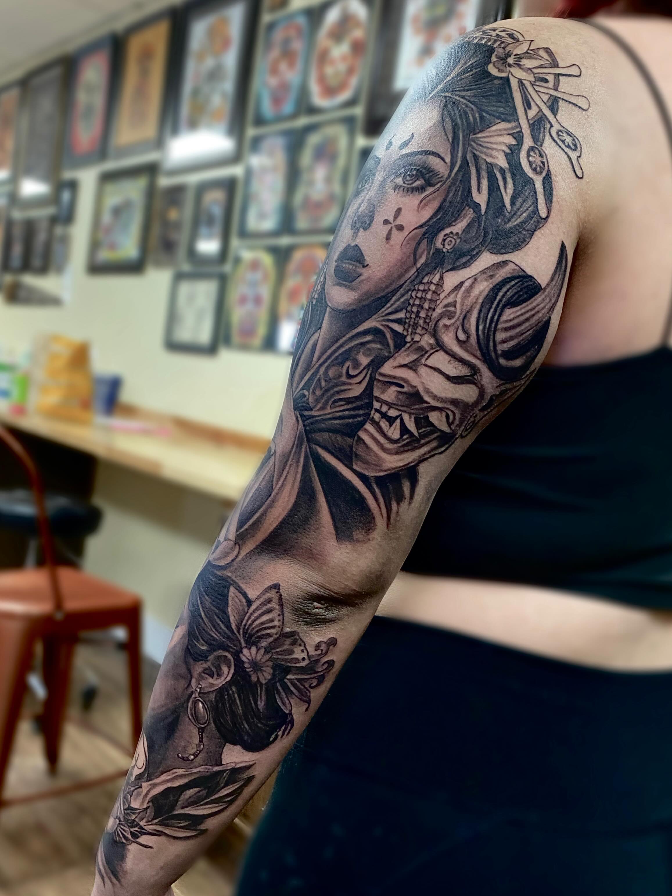 Geisha realism tattoo on the forearm by Mathilda Quynh
