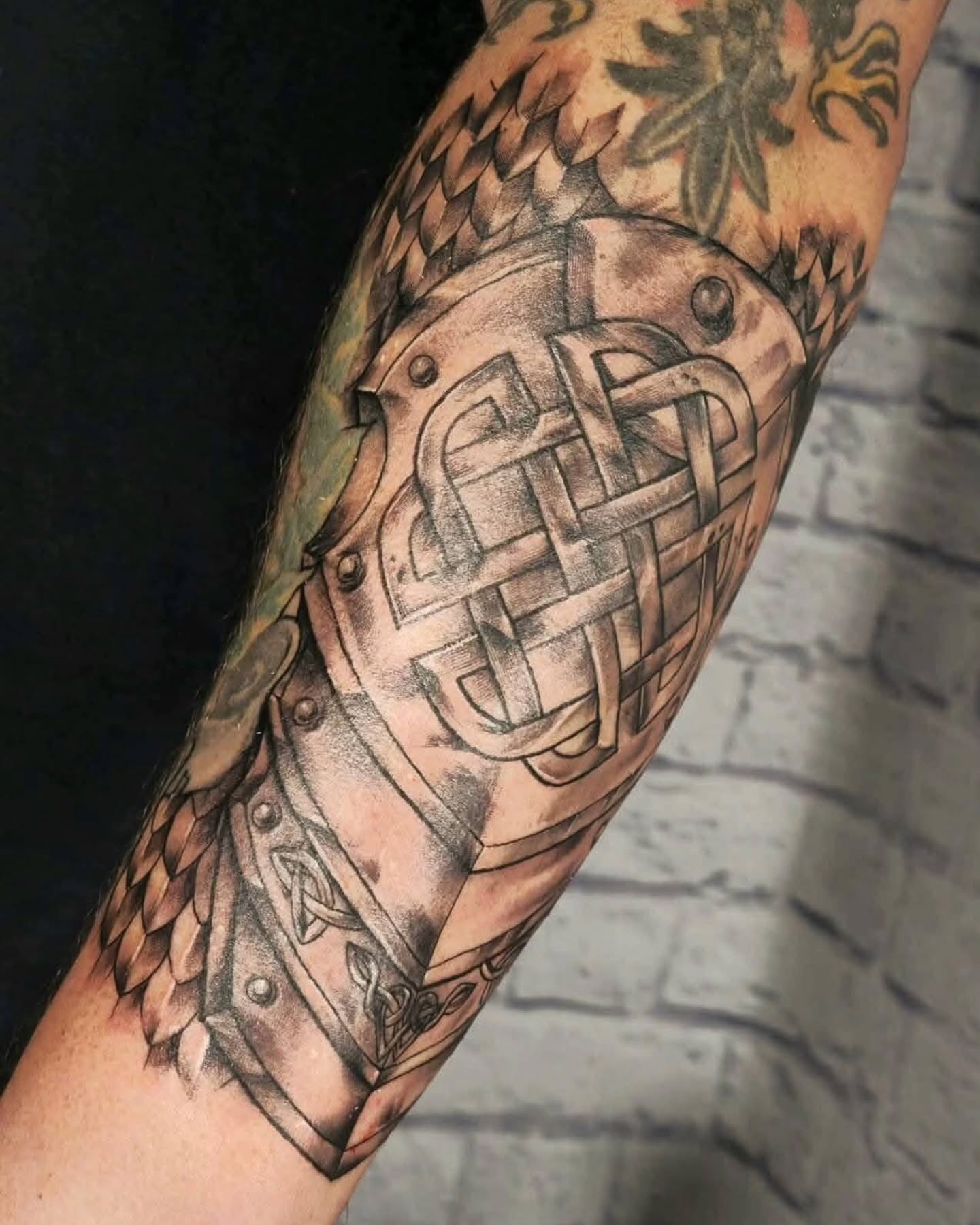 Tattoo by @ichigosworldtattoos — black_and_grey, geometric
