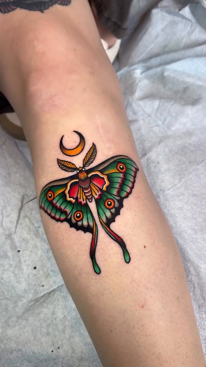 Tattoo by @miguelcomintattooer — neo_traditional