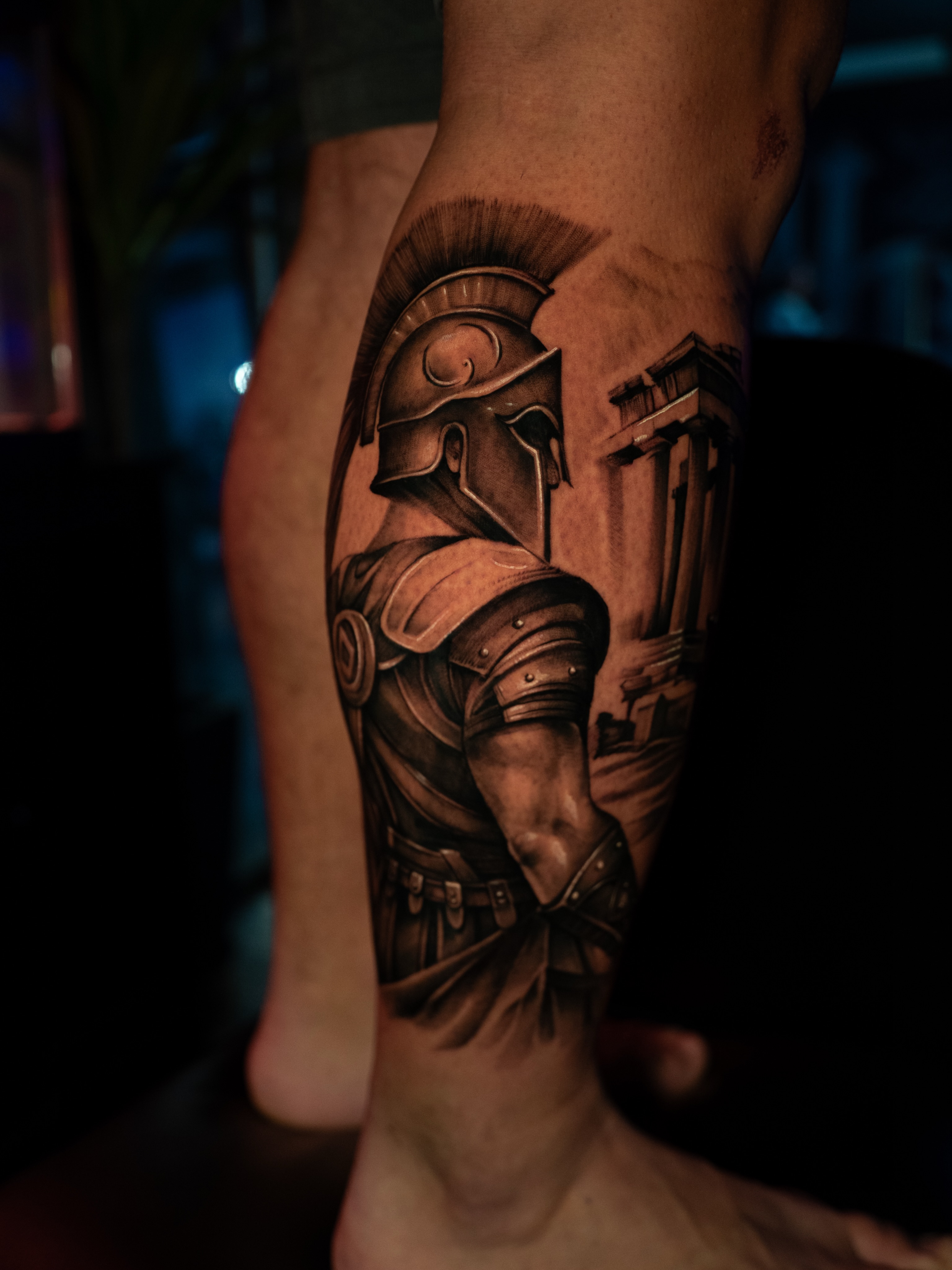 Roman soldier realism tattoo on the forearm by Apolo