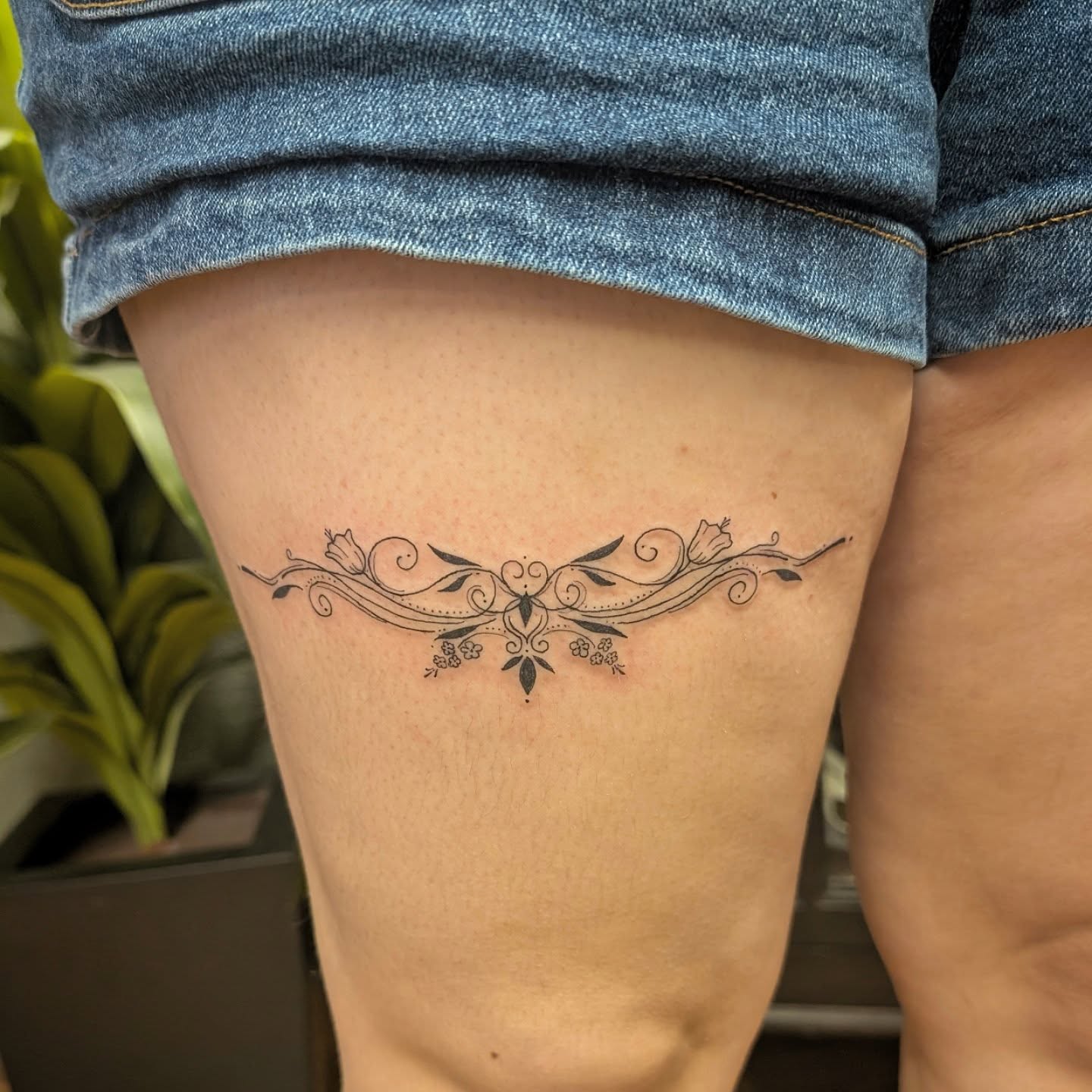Tattoo by @teresarosetattoos โ fine_line, ornamental