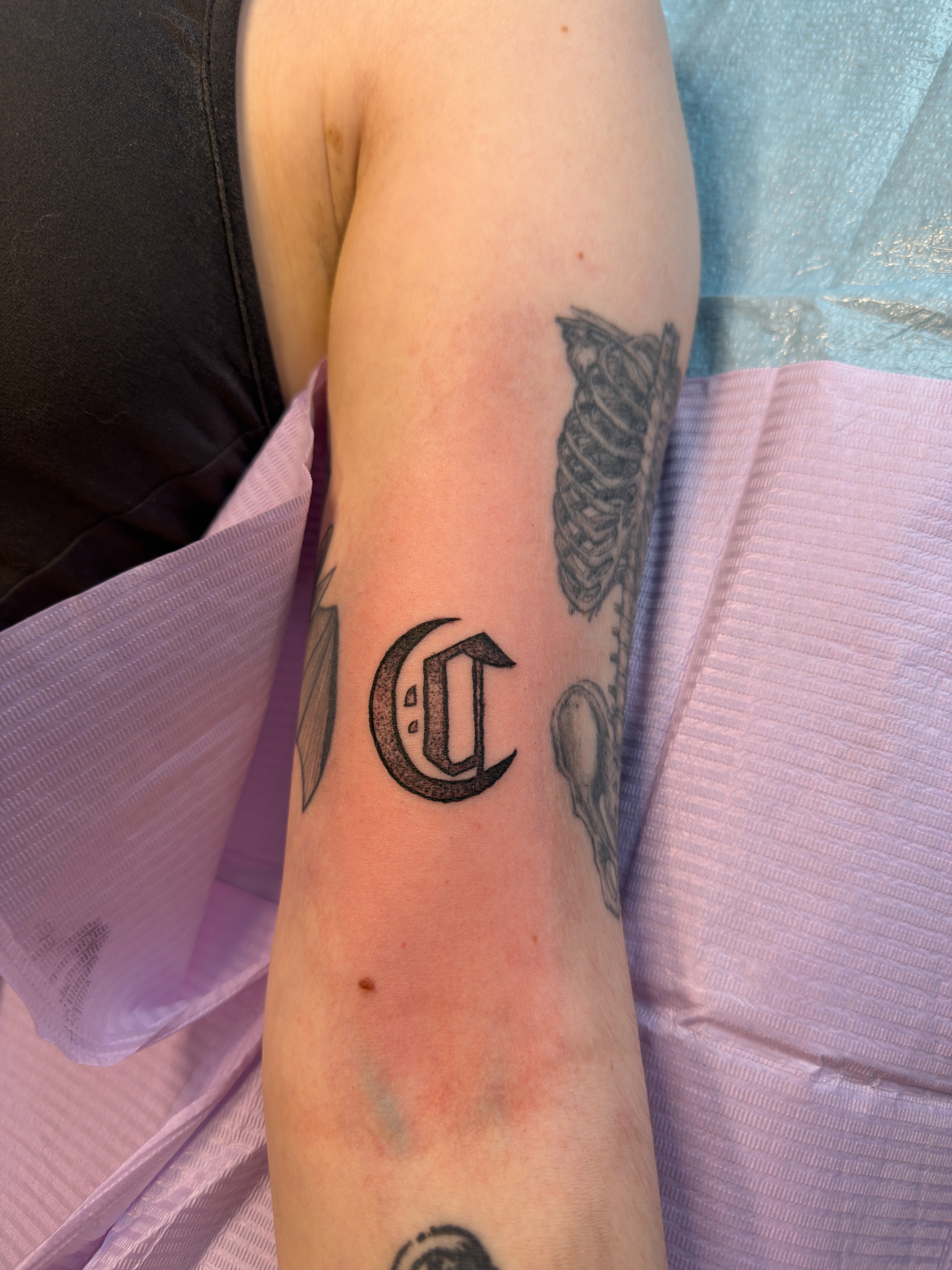 Tattoo by @jambootstattoos — black_and_grey