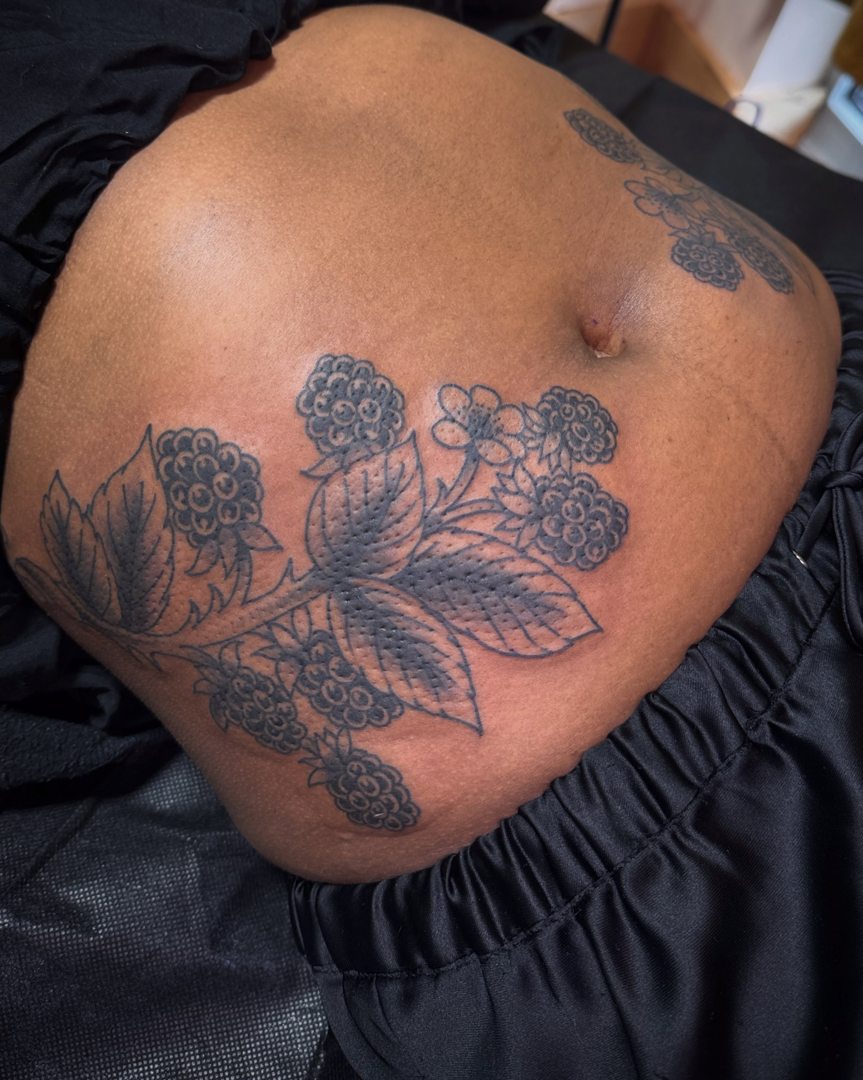 Tattoo by @tannistattoos — black_and_grey