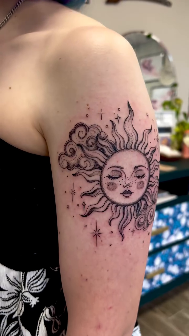 Tattoo by @tattoosbyamandabv โ fine_line, black_and_grey