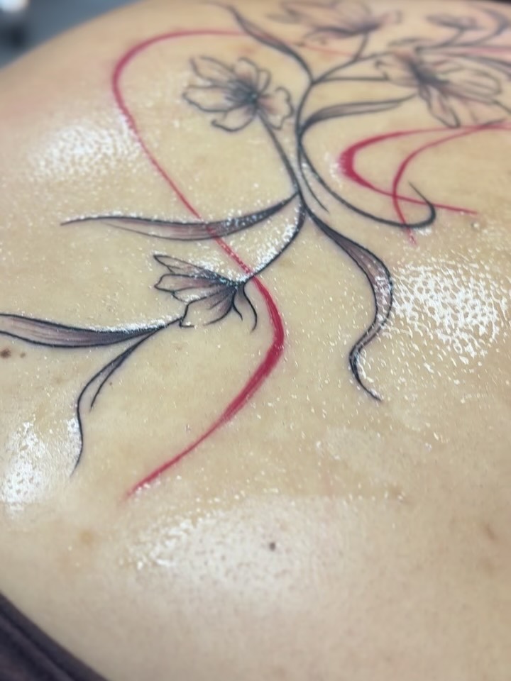 Tattoo by @ivan.tattoos95 — dotwork