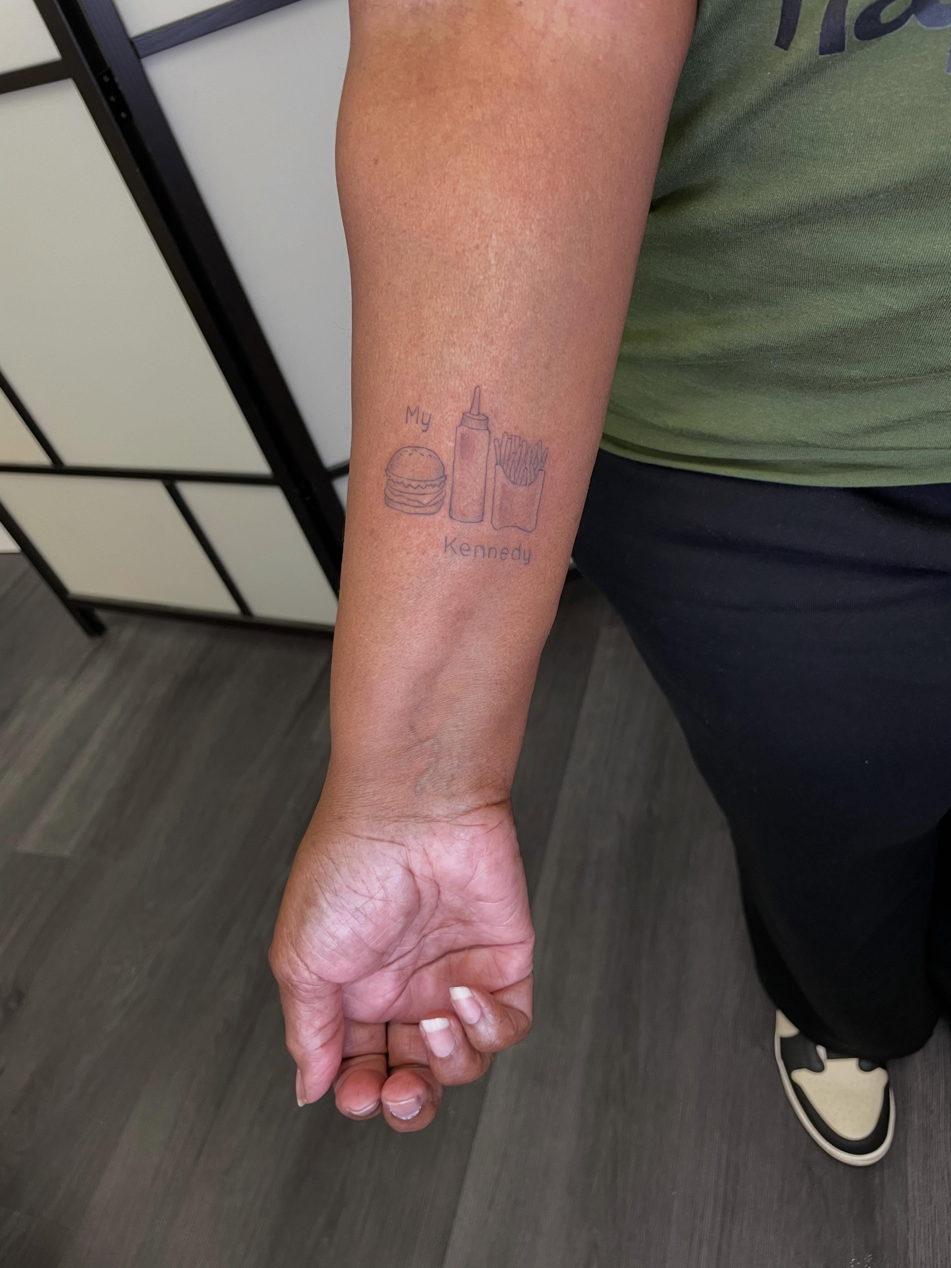 Tattoo by @gelclarktattoos — american_traditional