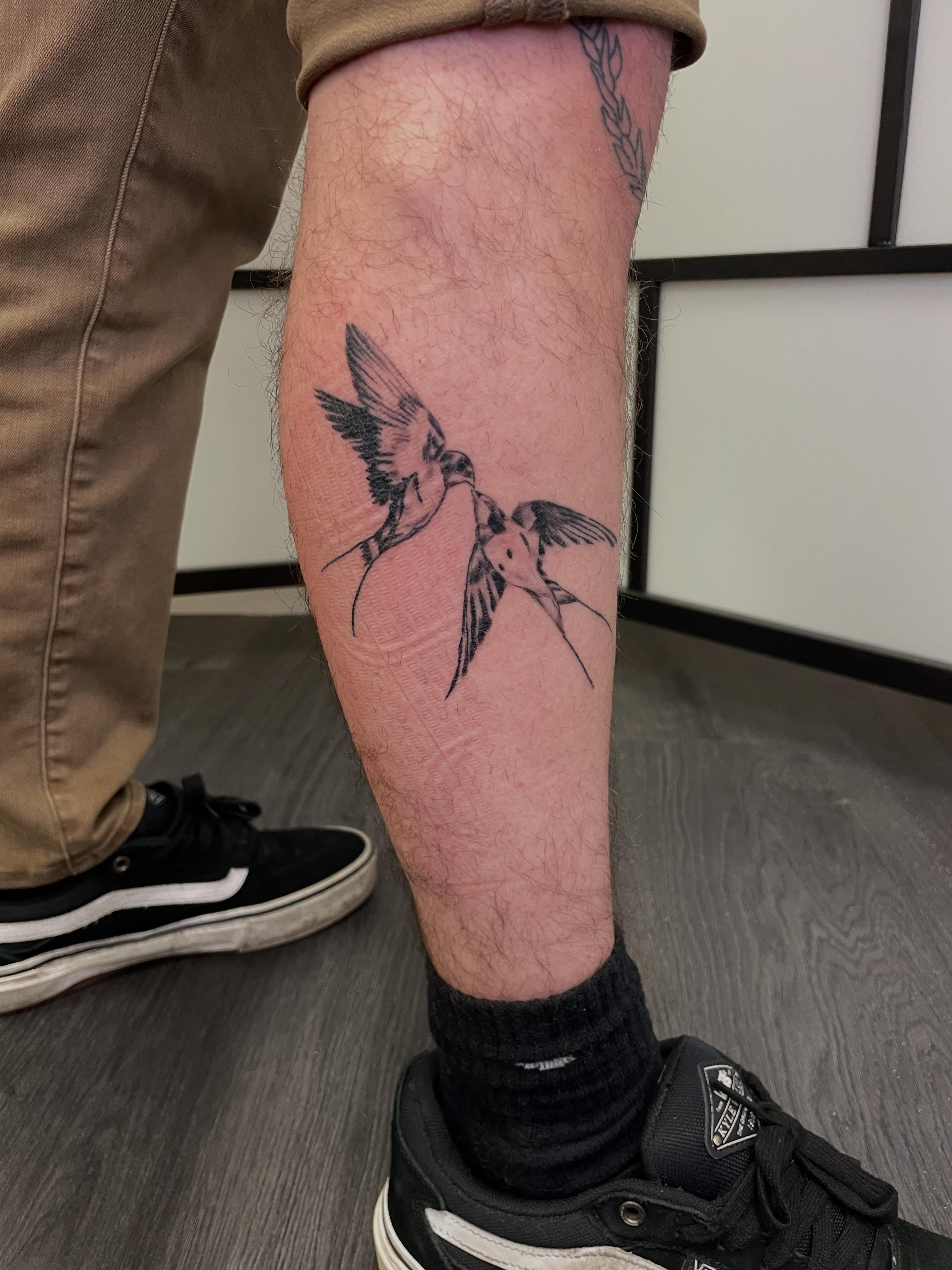 Tattoo by @gelclarktattoos — black_and_grey