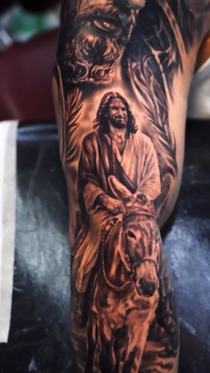 Tattoo by @tattoos_by_junior — realism, black_and_grey