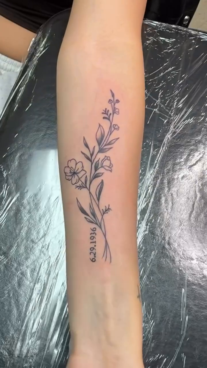 Tattoo by @midwestxjosh — fine_line
