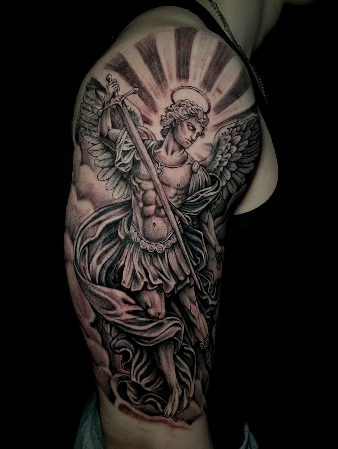 Tattoo by @rodomaciel — realism, black_and_grey