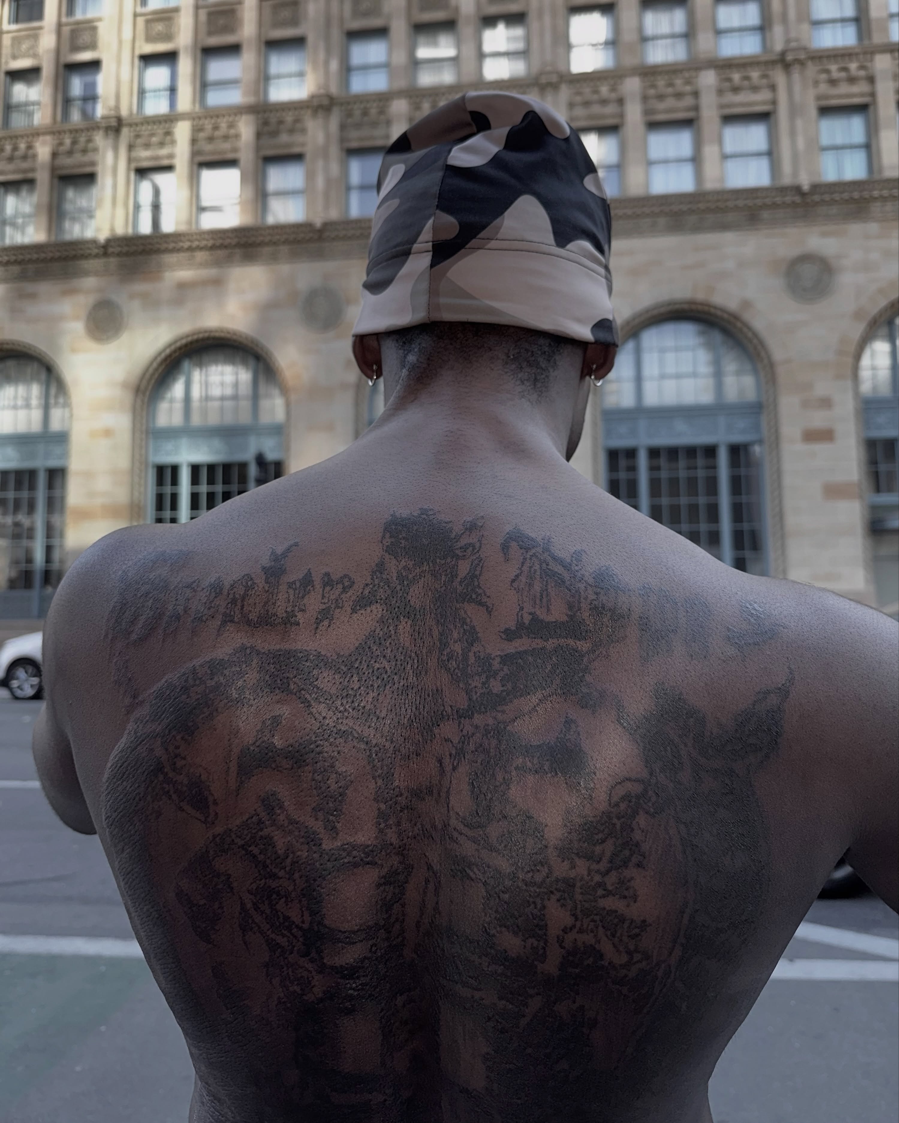 Full back tattoo dotwork tattoo on the back by @douohv