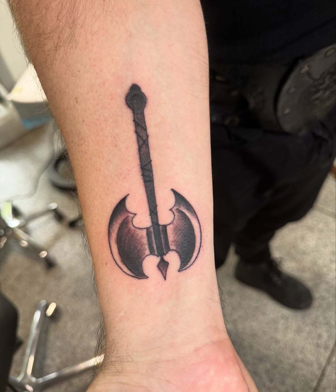 Tattoo by @shoppertattoo — black_and_grey