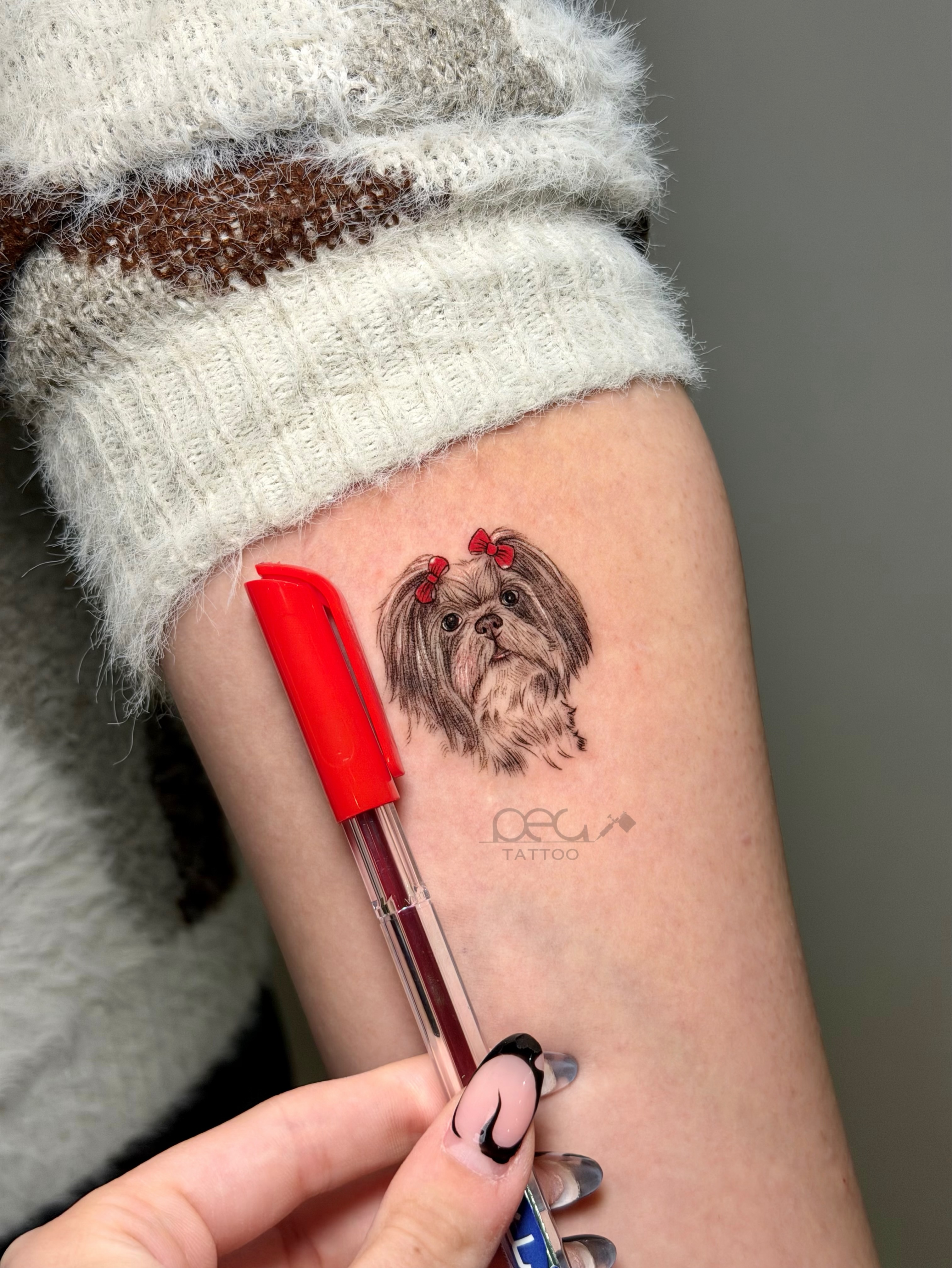 Tattoo by @peg_tattoo2 — realism