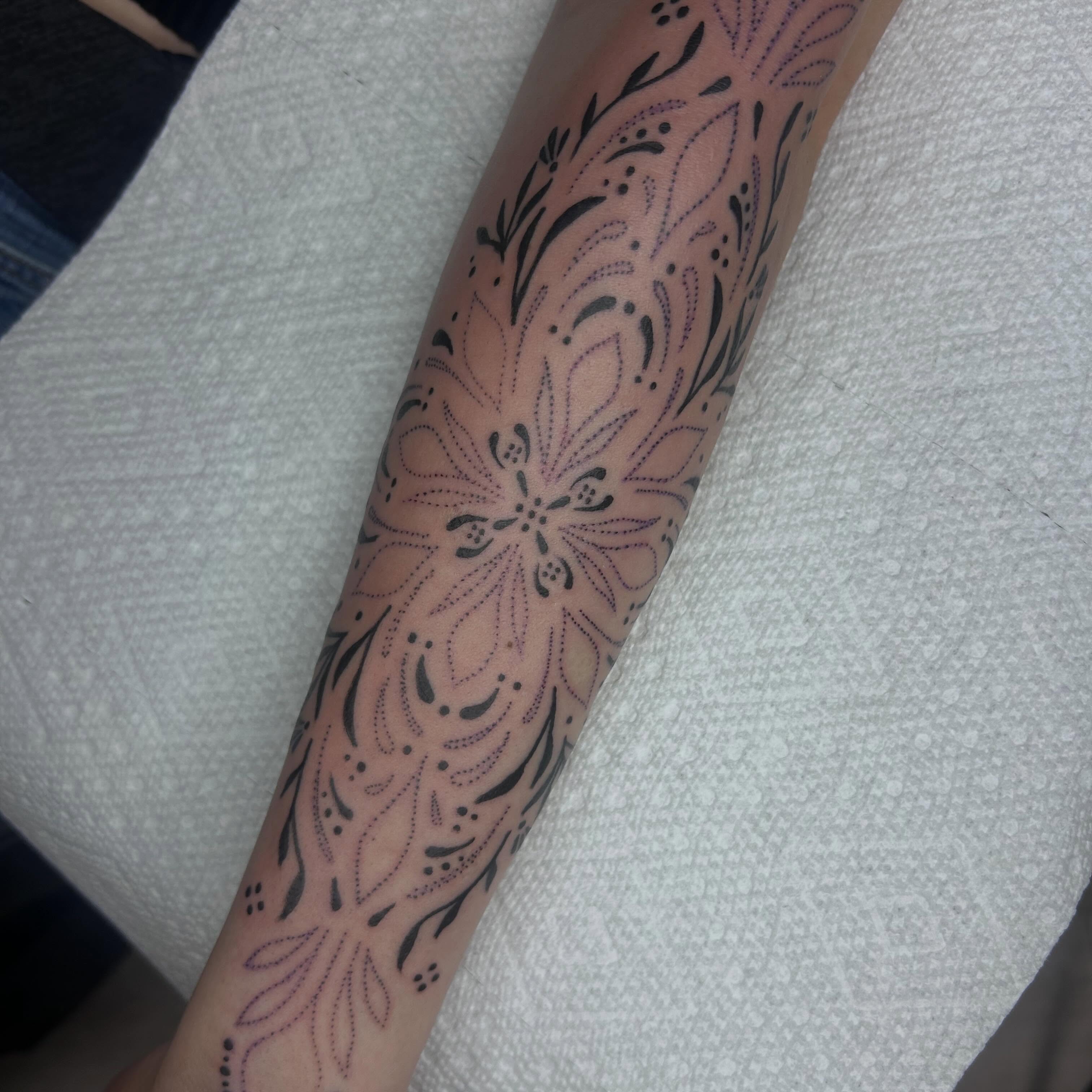 Tattoo by @alexlangtattoo — dotwork
