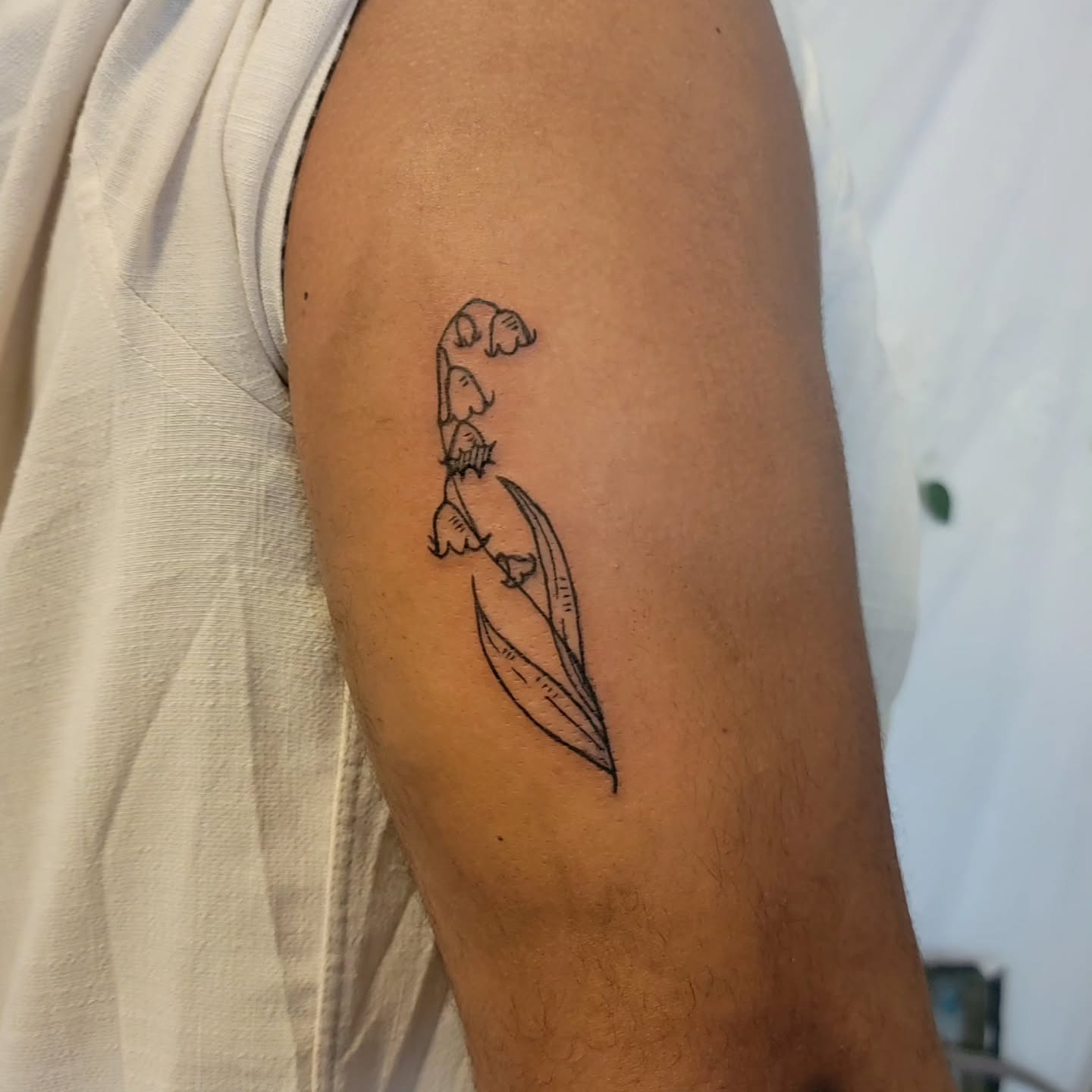 Tattoo by @satyrtattoos β minimalist