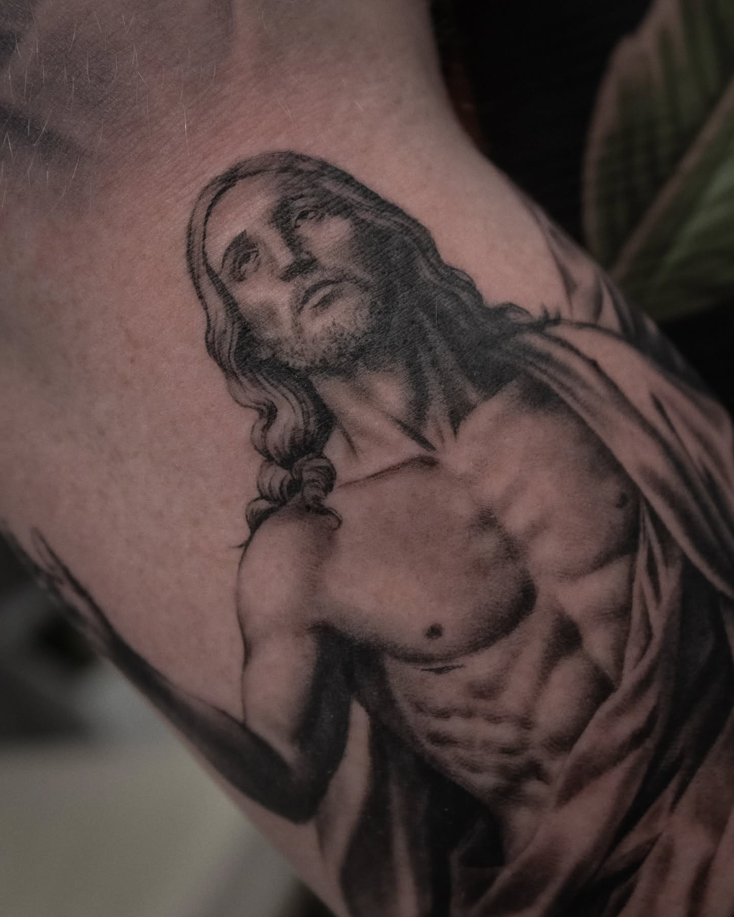 Tattoo by @glitchnstein β realism