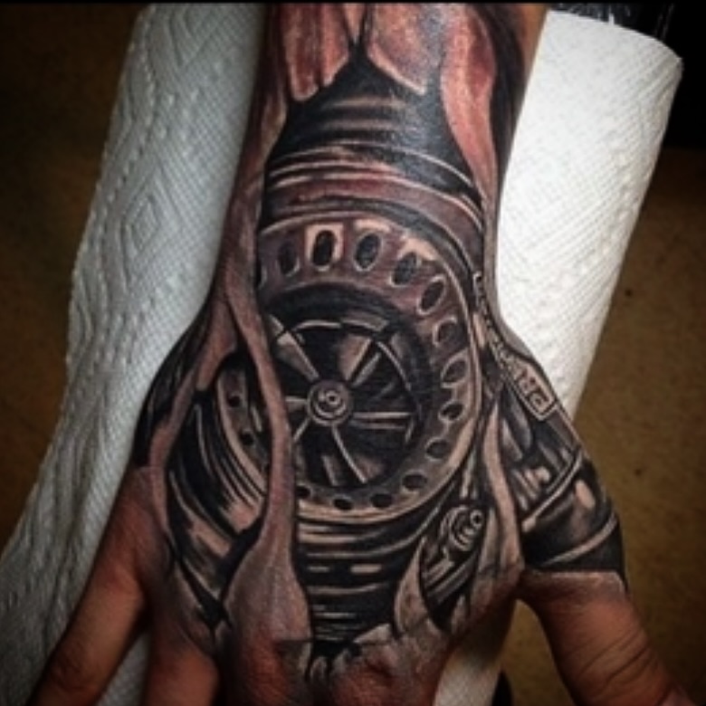 Tattoo by @selenamariatattoos — black_and_grey, geometric