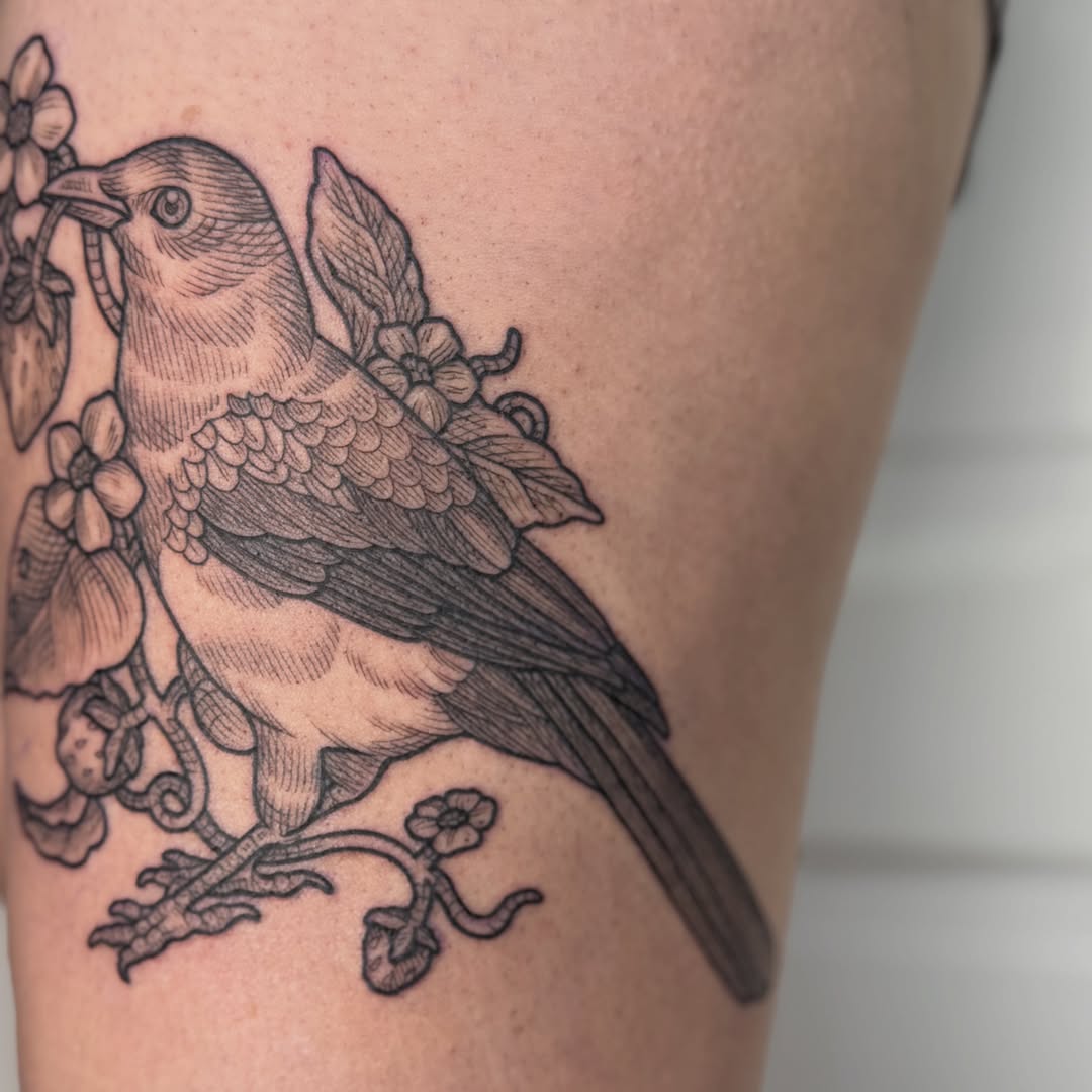 Bird and flowers realism tattoo on the thigh by Taylor 🍂☕️