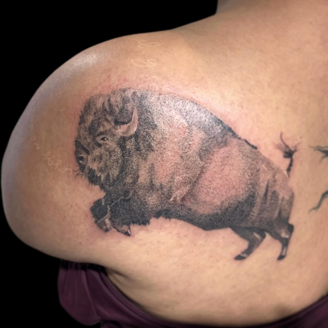 Tattoo by @theinkedfrog — dotwork
