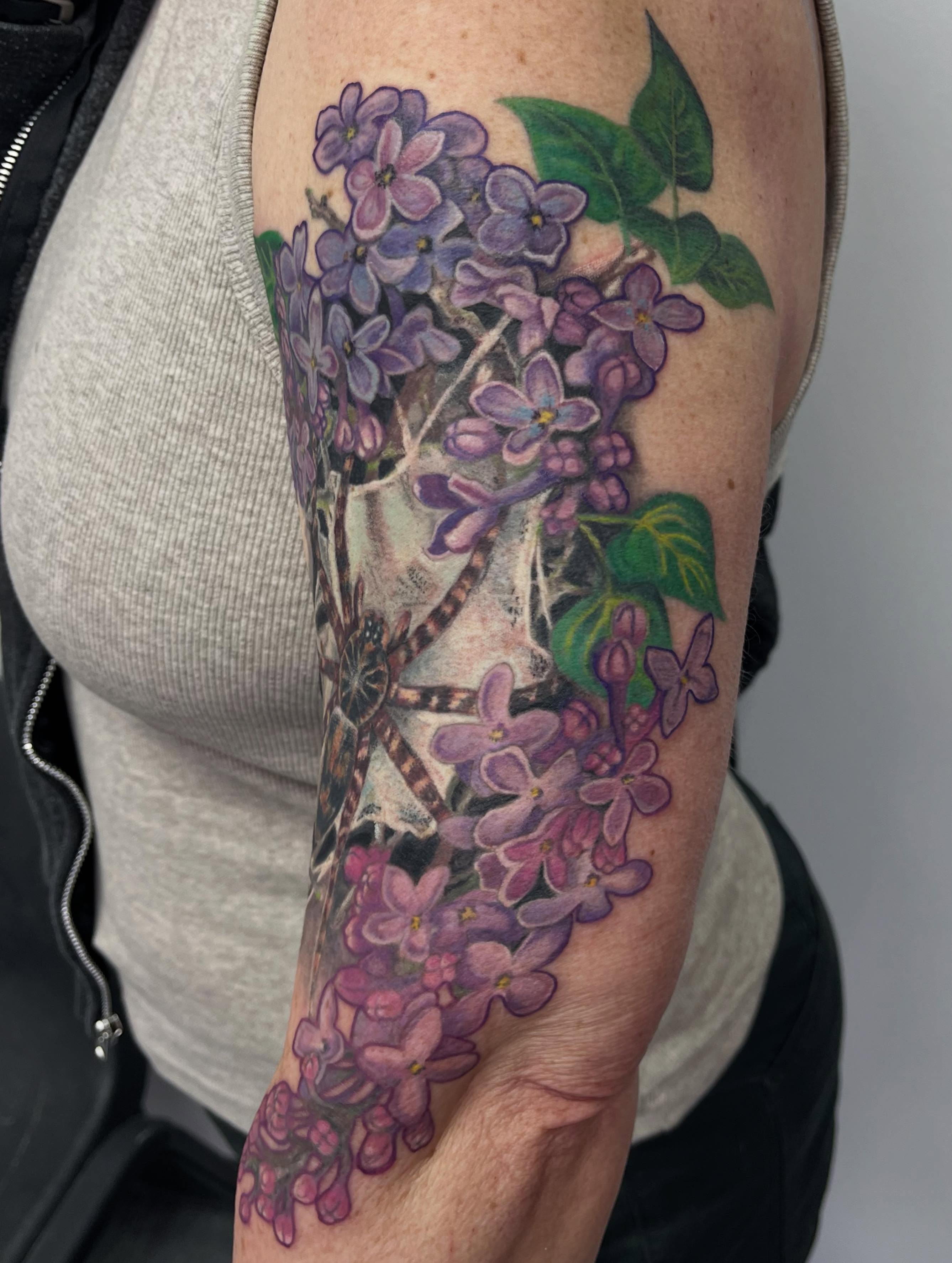 Tattoo by @candice.love.tattoos β realism, dotwork