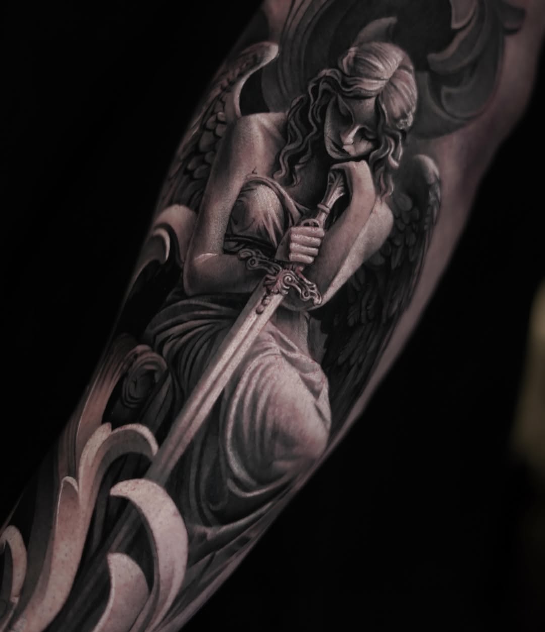 Tattoo by @saranieto_ — realism, black_and_grey