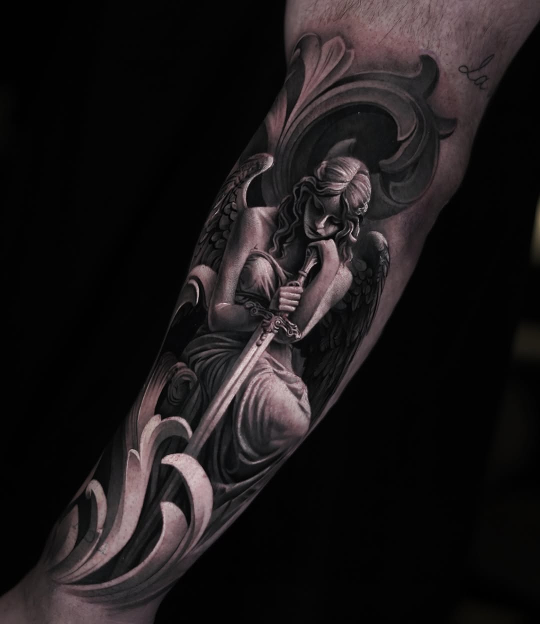 Tattoo by @saranieto_ — realism, black_and_grey