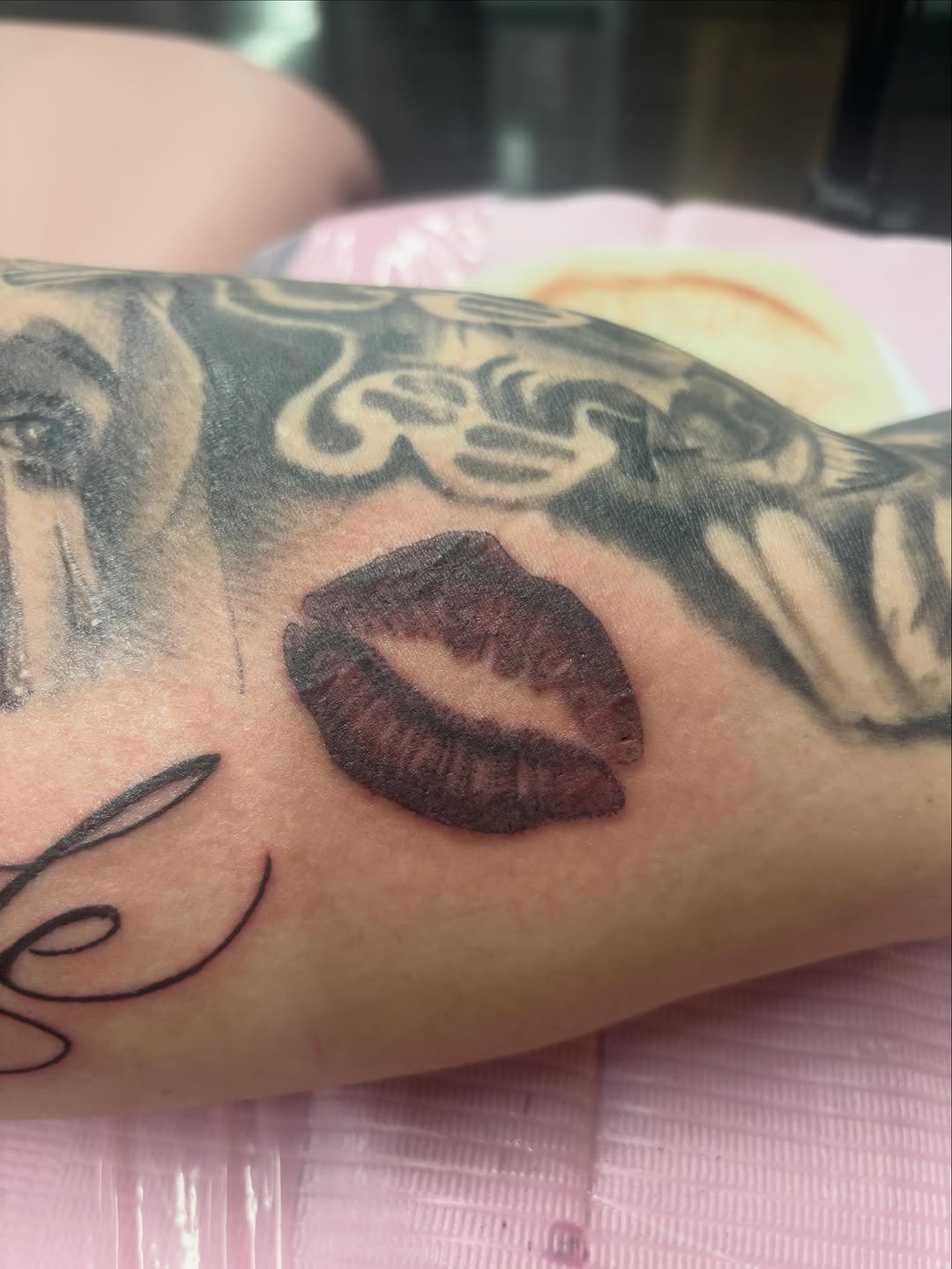 Tattoo by @oscartattooer — realism, black_and_grey