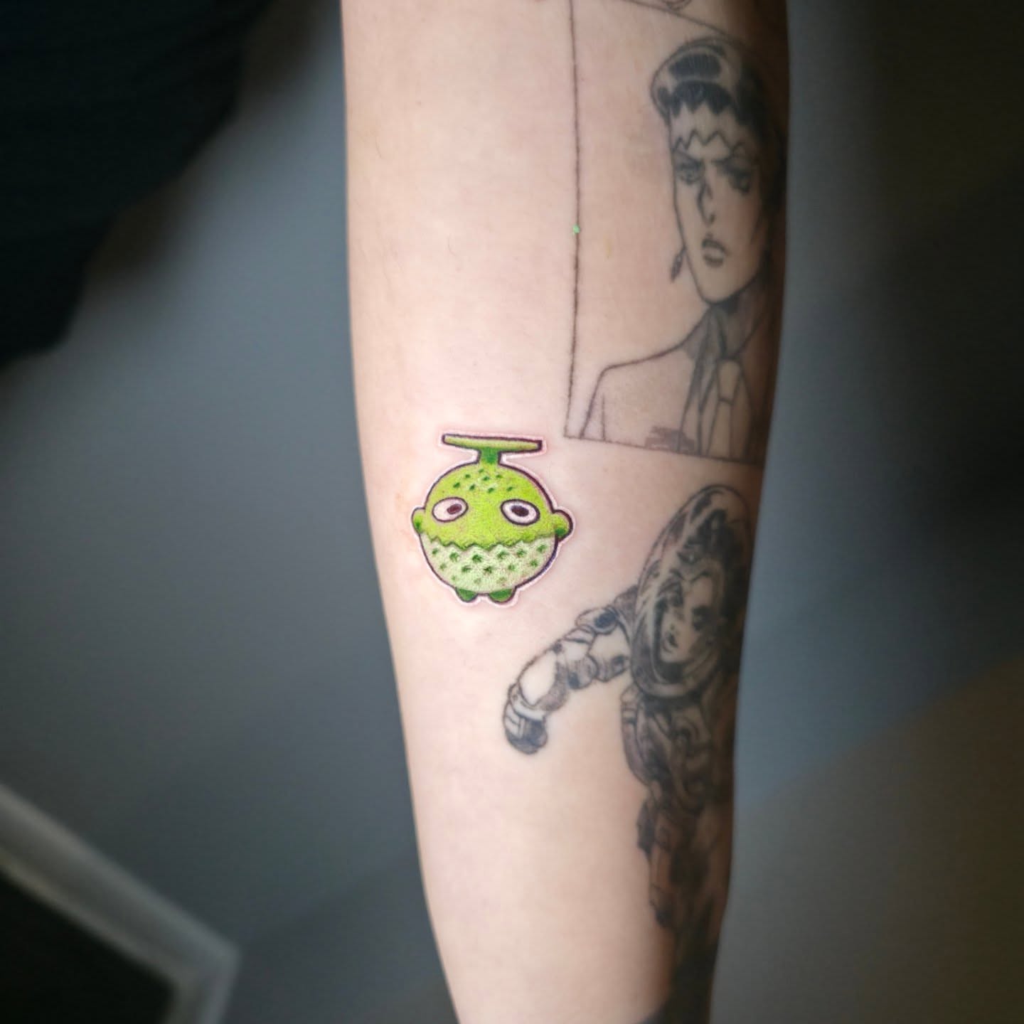 Tattoo by @narliehoodman — dotwork
